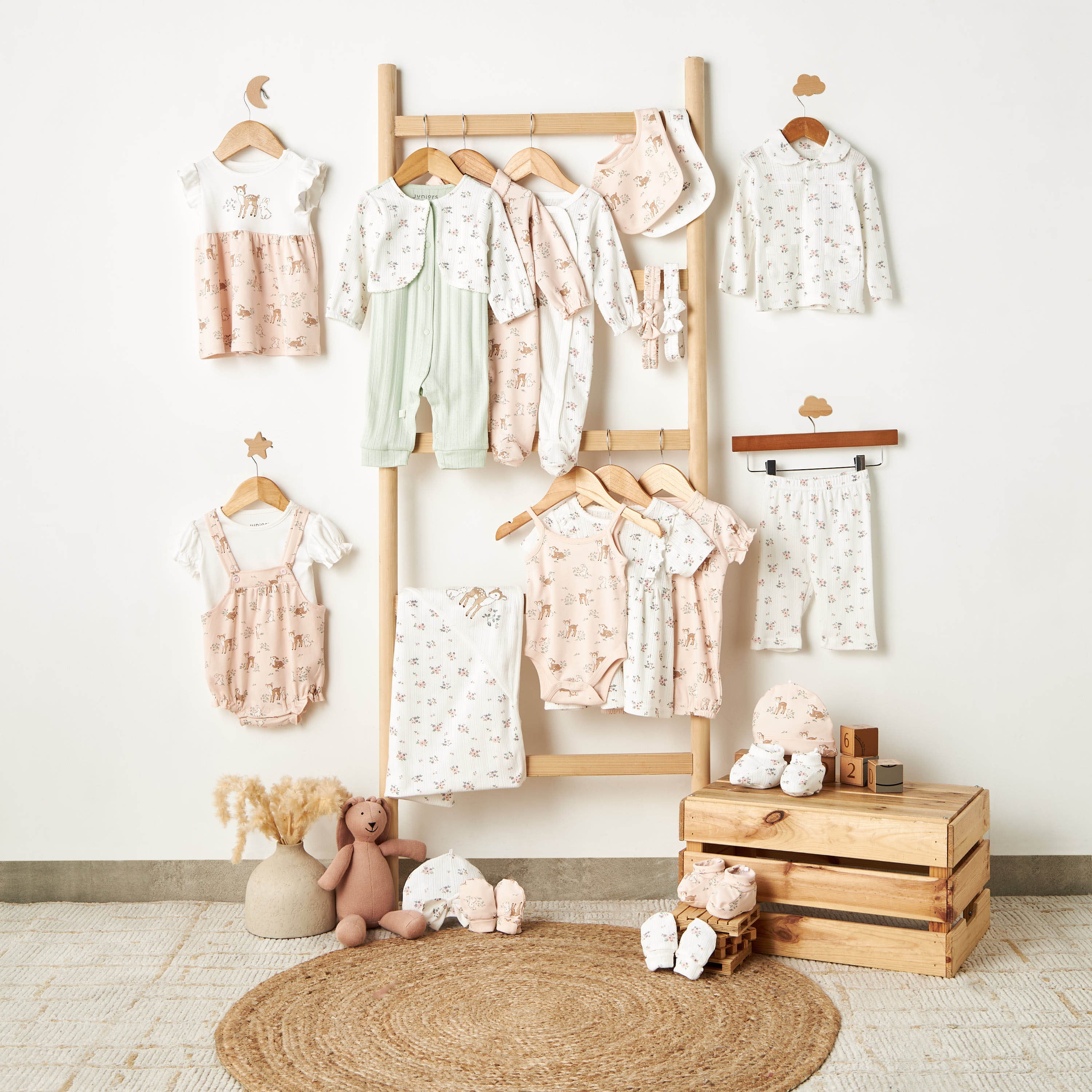 Juniors Short Sleeves T-shirt and Dungaree Set with Print