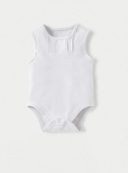 Giggles Textured Sleeveless Bodysuit with Button Closure-baby-boys-clothing-bodysuits-image-1