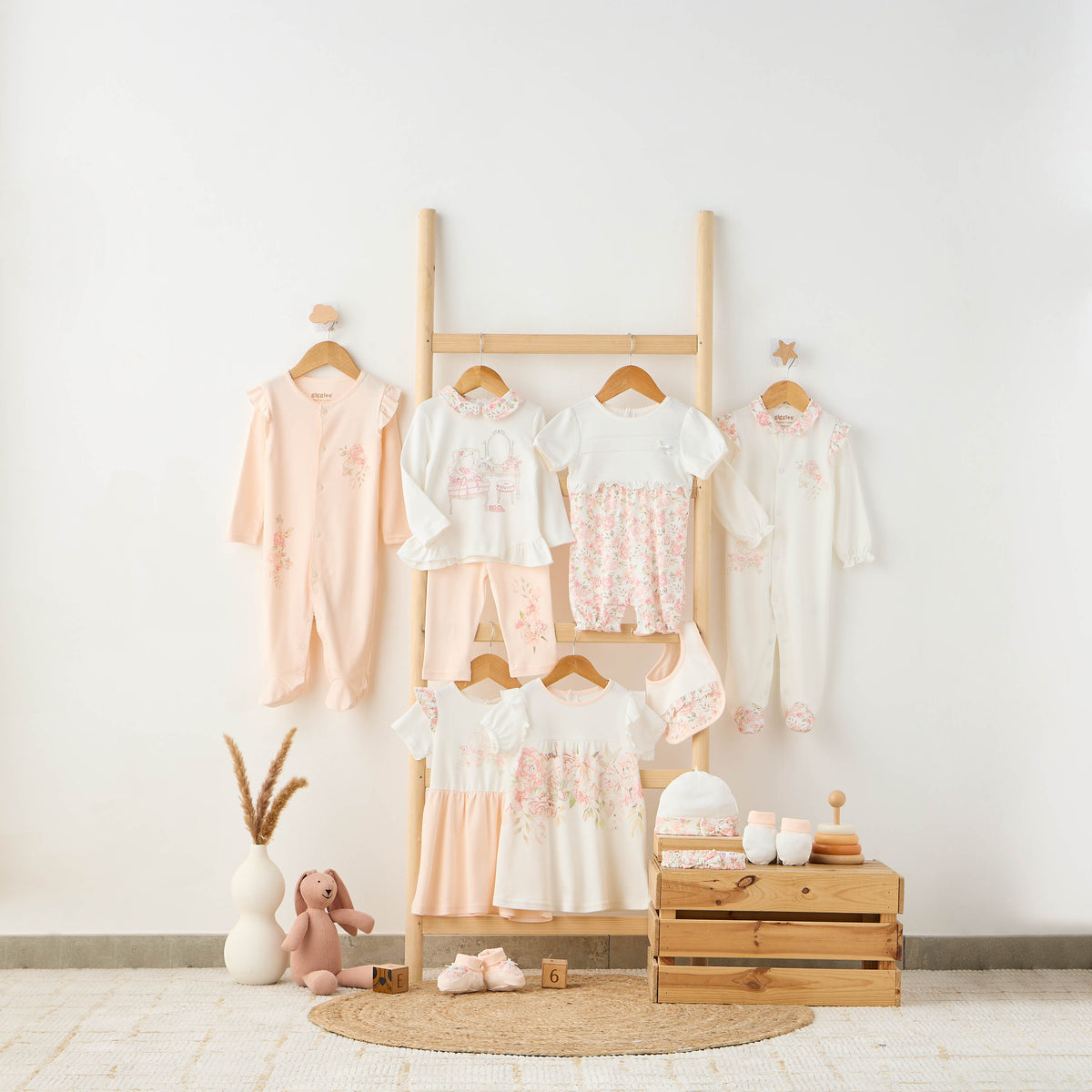 Giggles Floral Print Romper with Short Sleeves