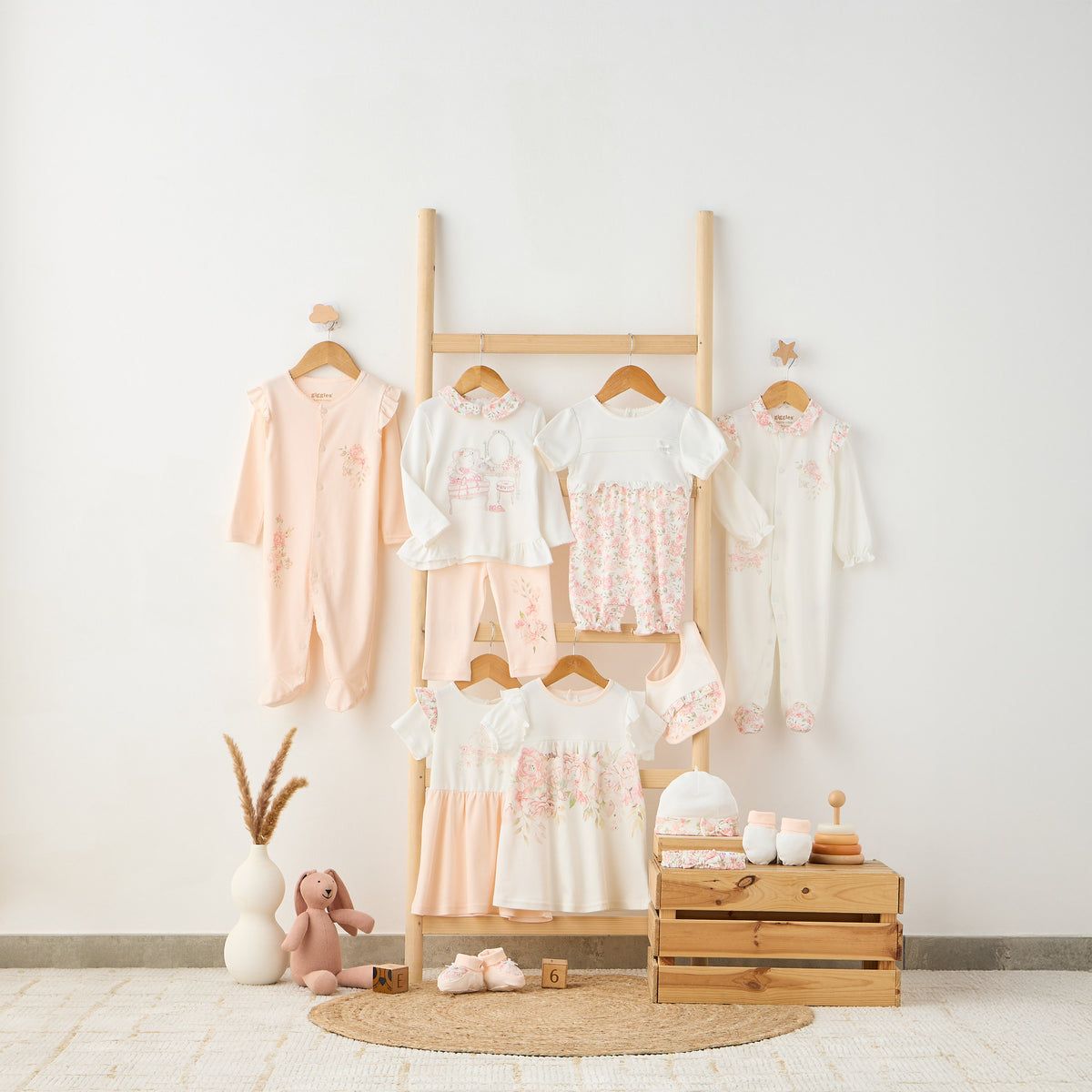 Giggles Printed T-shirt and Pyjama Set