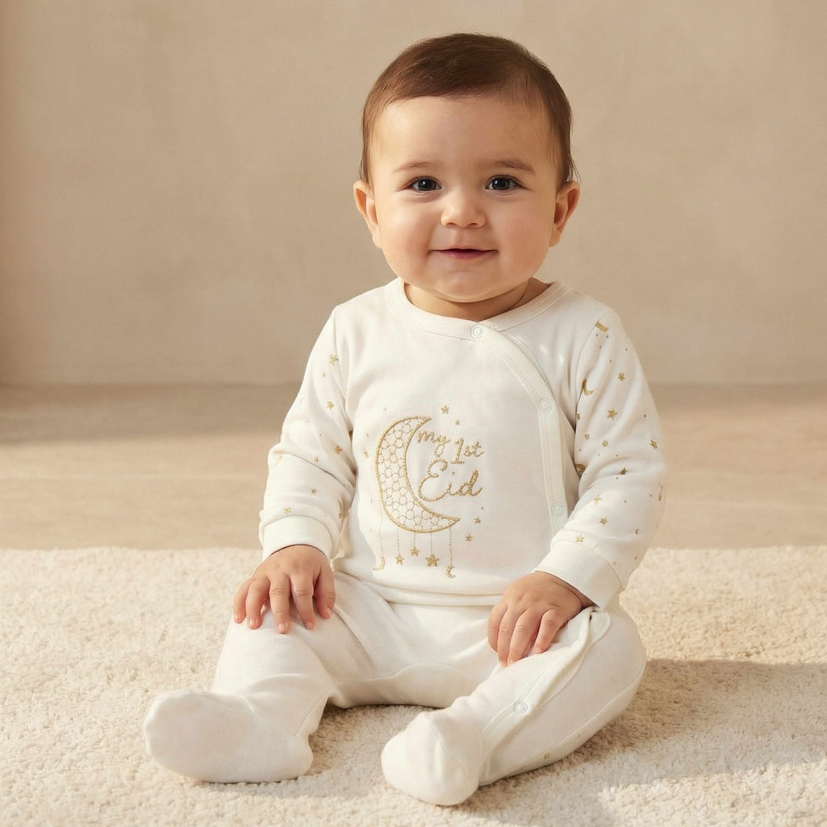 Giggles Cotton Round Neck Long Sleeve Sleepsuit with Snap Button Closure