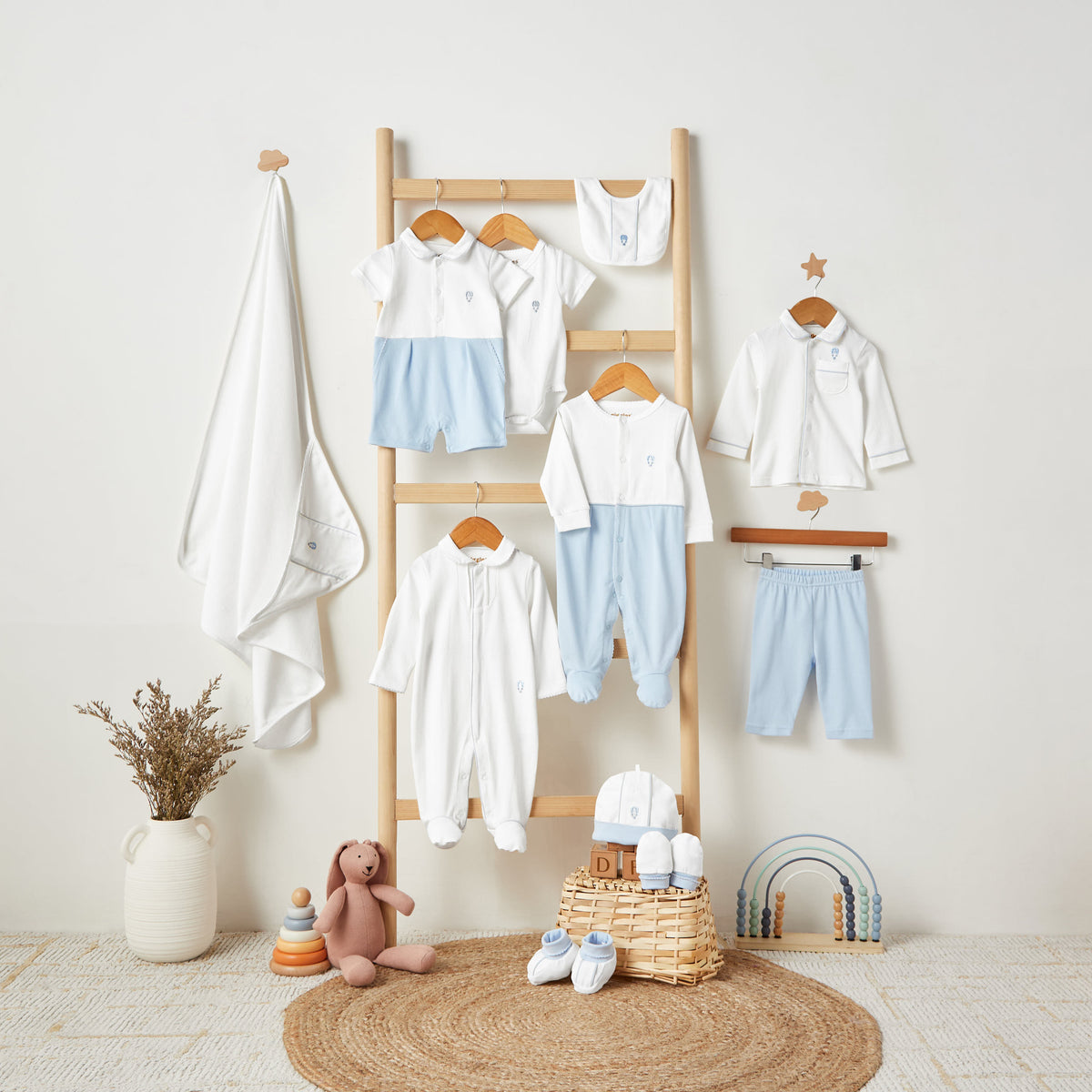 Giggles Cotton Collared Long Sleeves Pyjama Set with Hot Air Balloon Embroidery