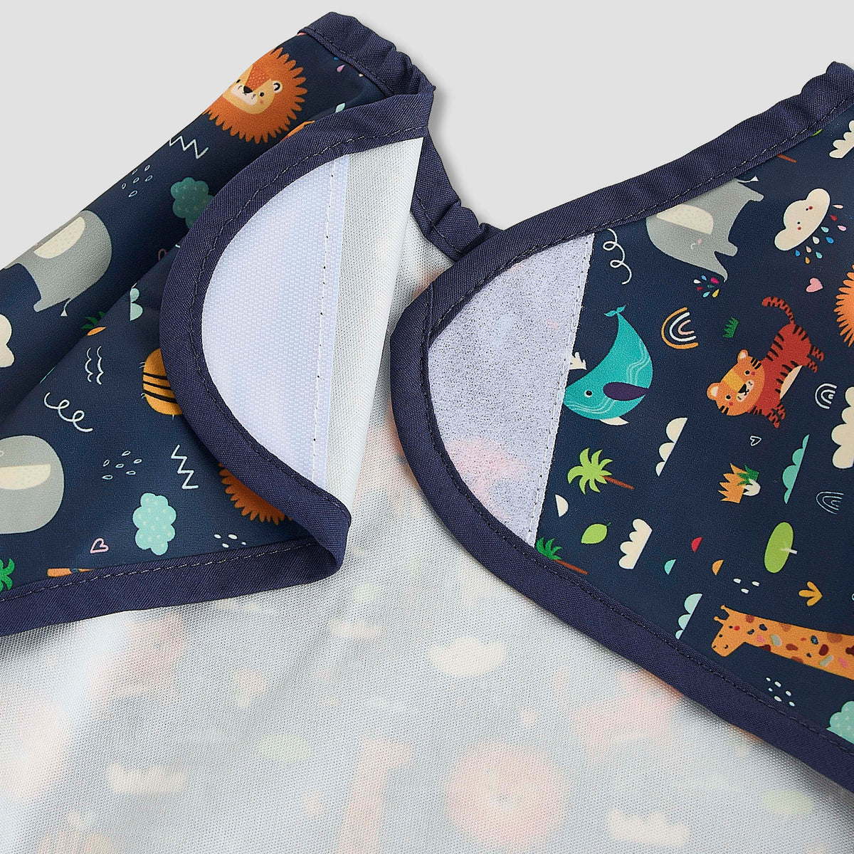 Juniors Baby Bib with Animal Print