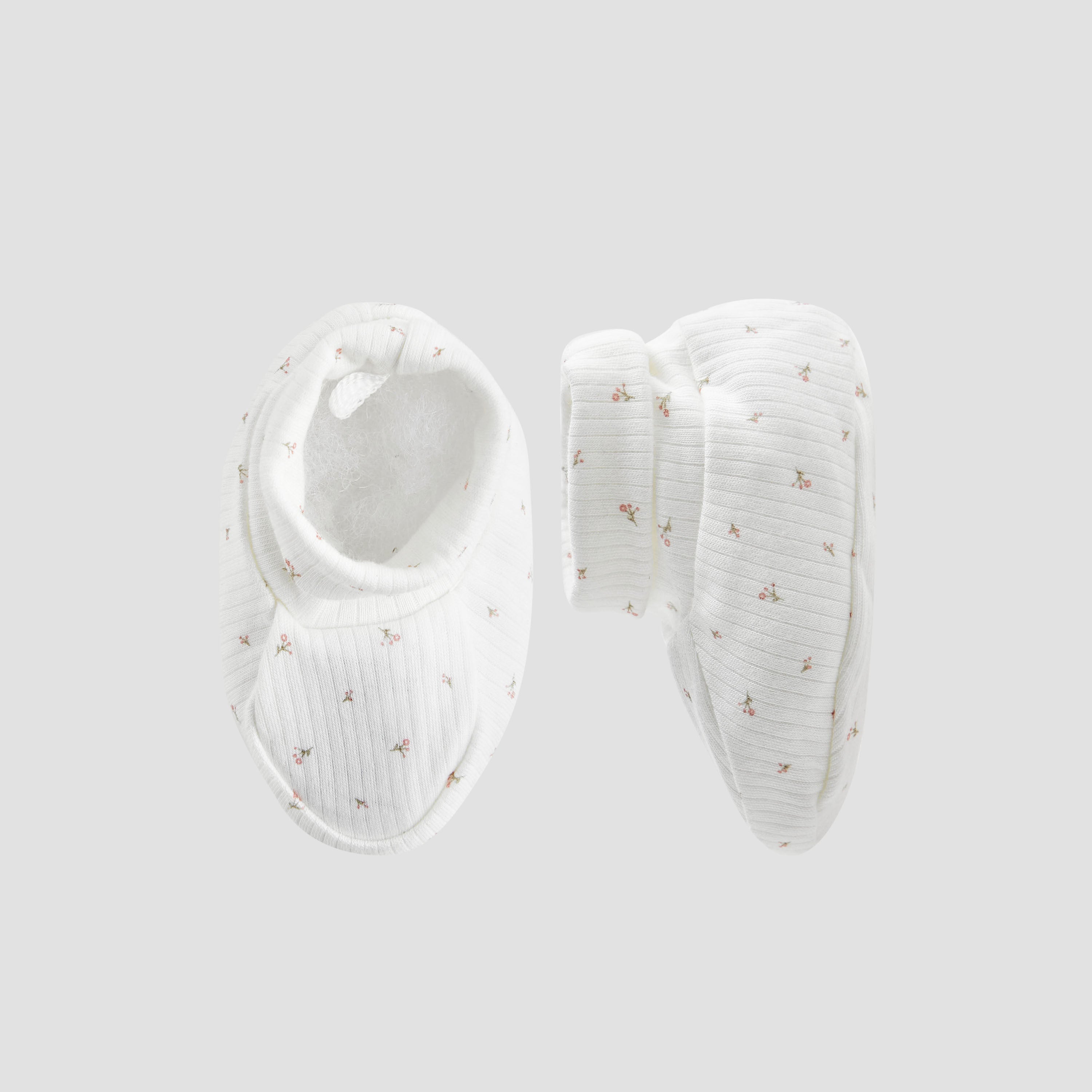 Juniors Girls Booties with Ribbed Texture - Soft Fabric - Set of 2