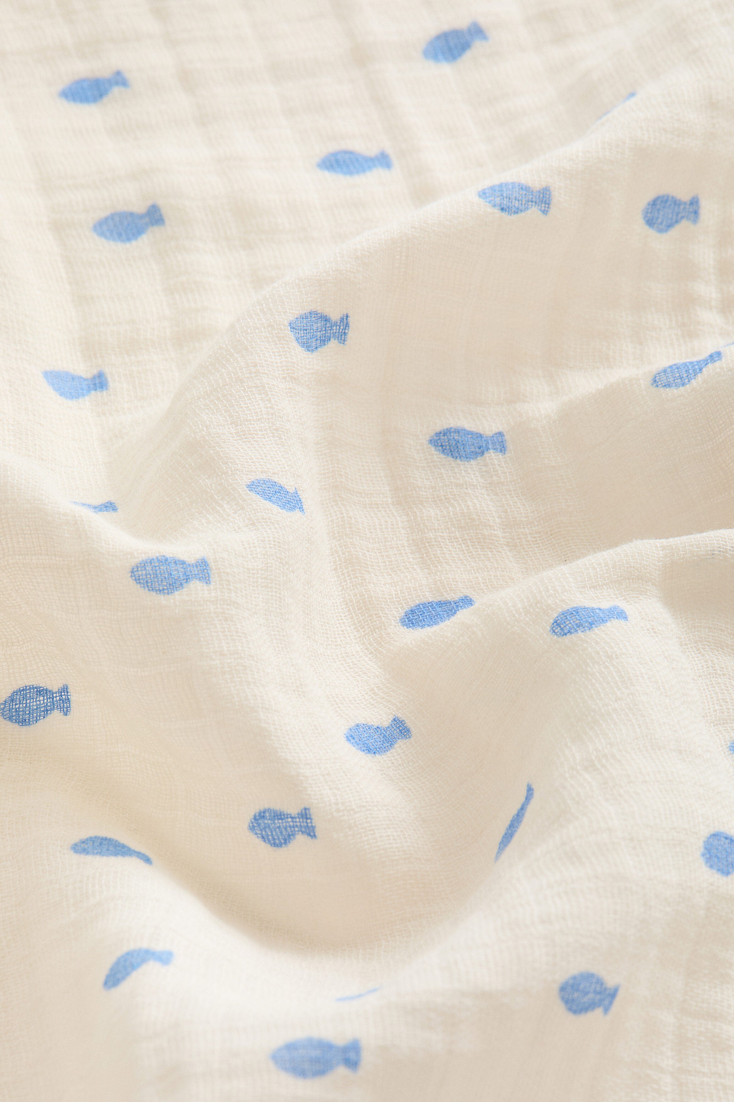 2-pack muslin blankets