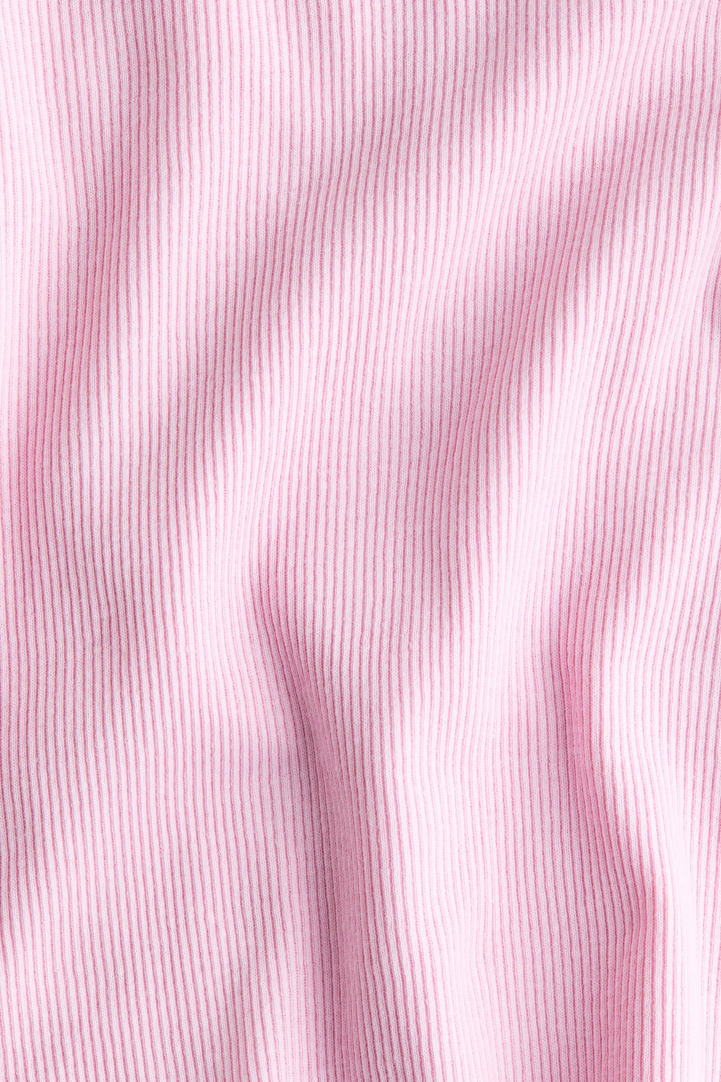 Overlocked ribbed T-shirt