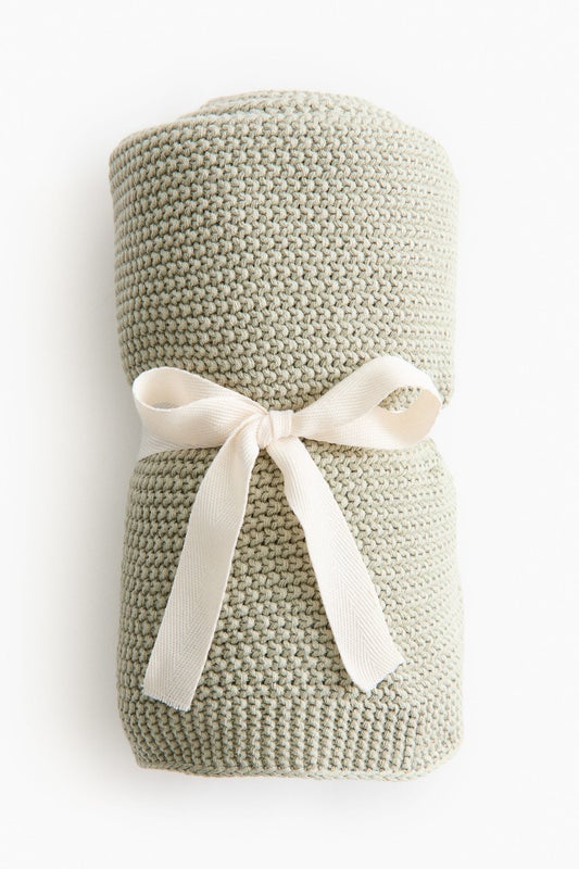 Moss-stitched cotton blanket