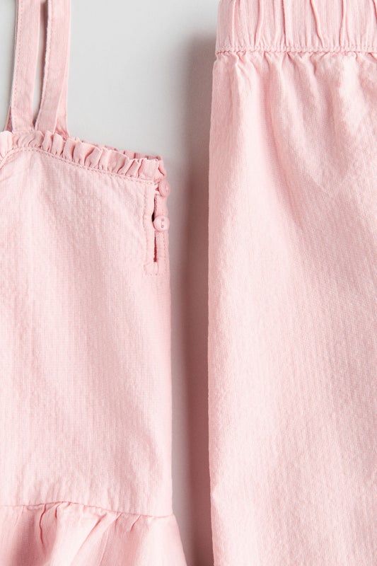 2-piece frill-trimmed seersucker set