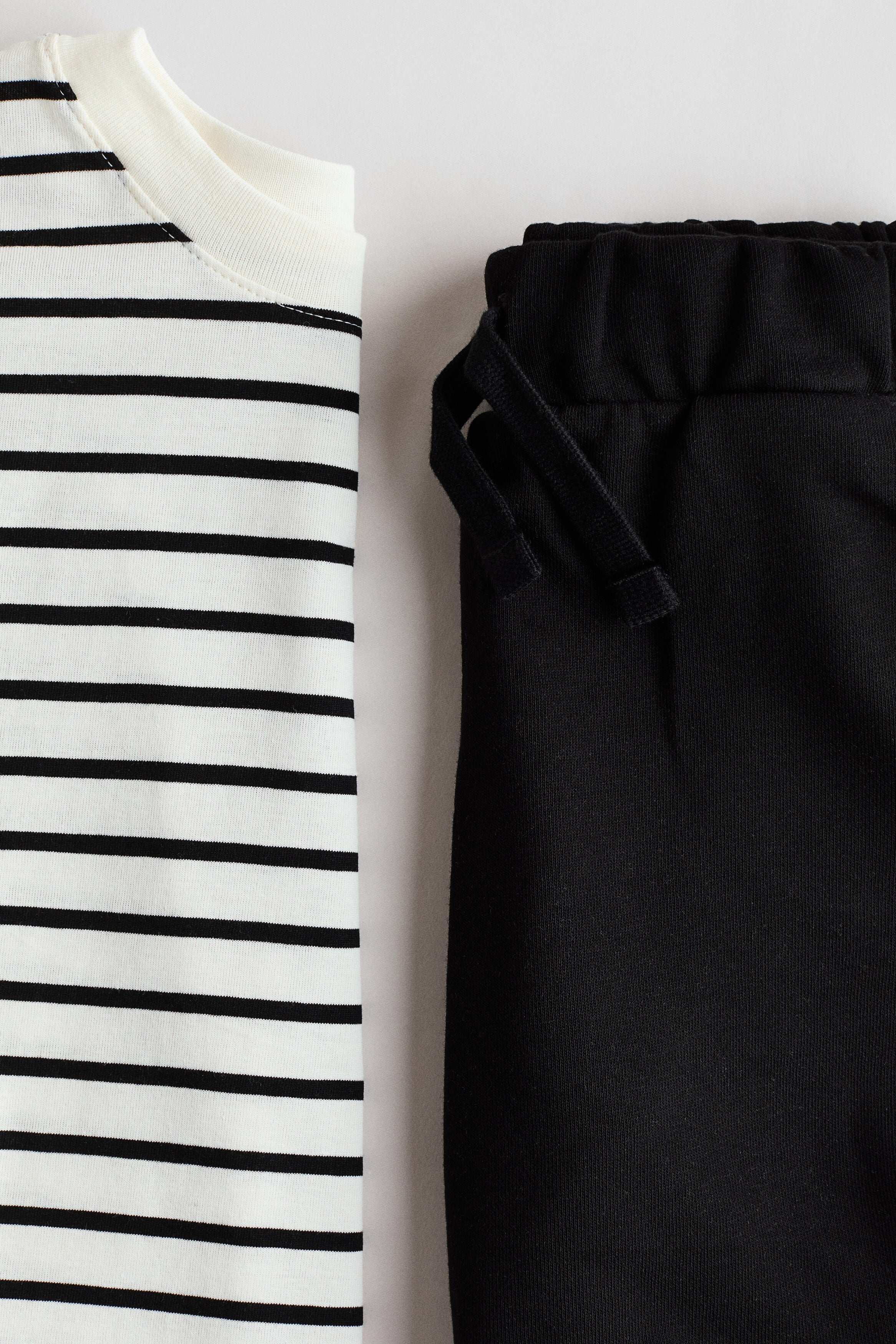 2-piece T-shirt and shorts set