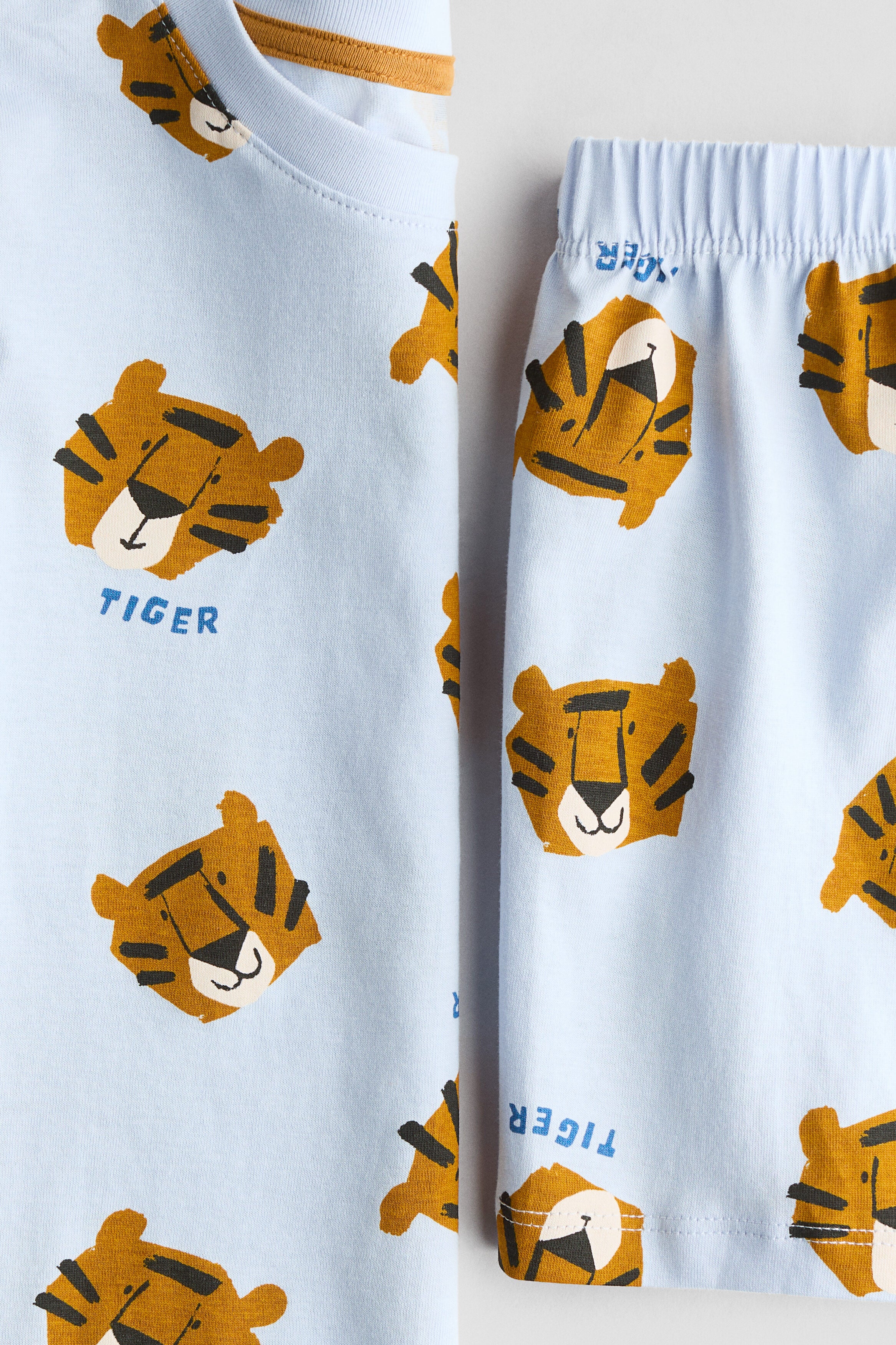 Printed pyjamas