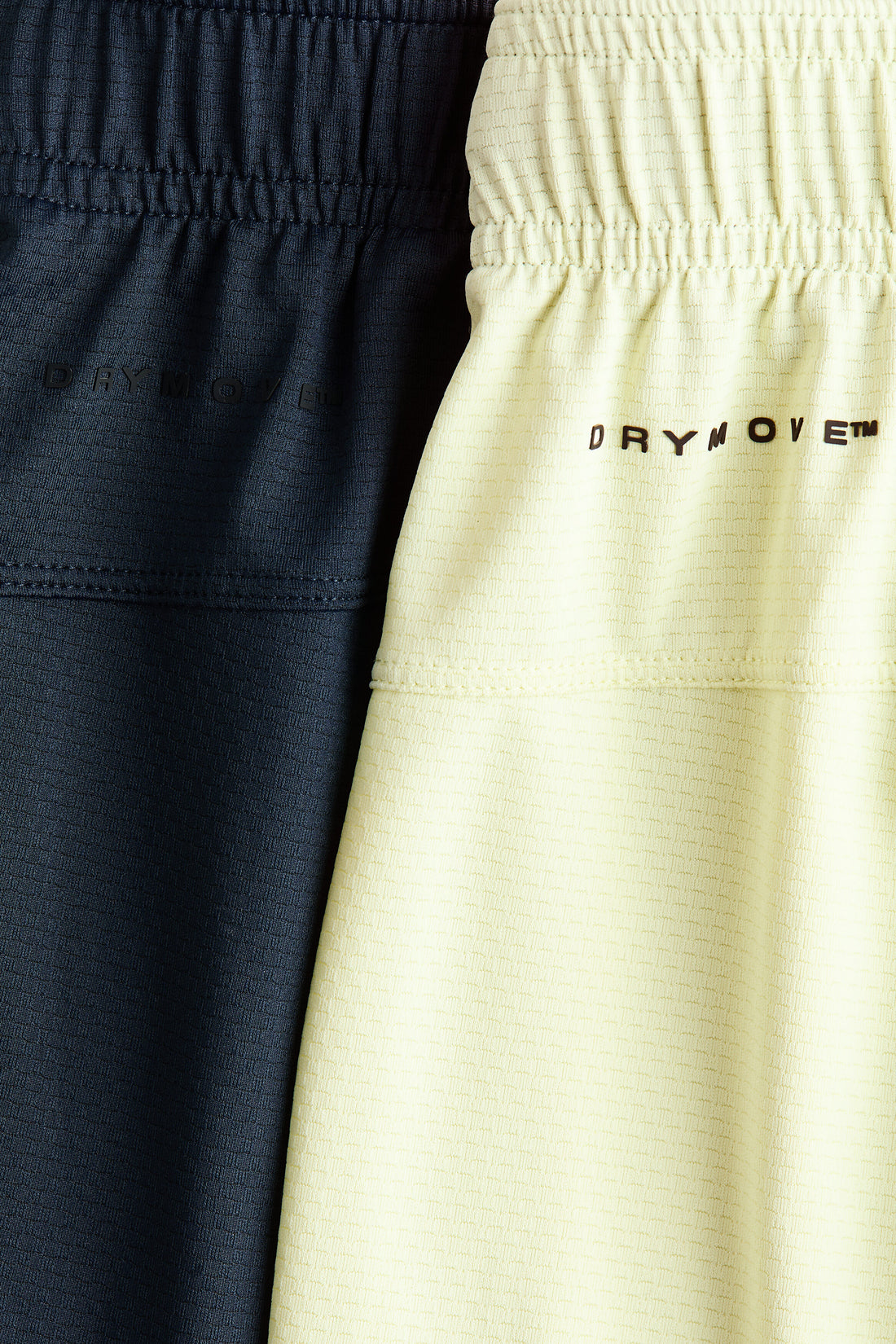 2-pack sports shorts with DryMove™