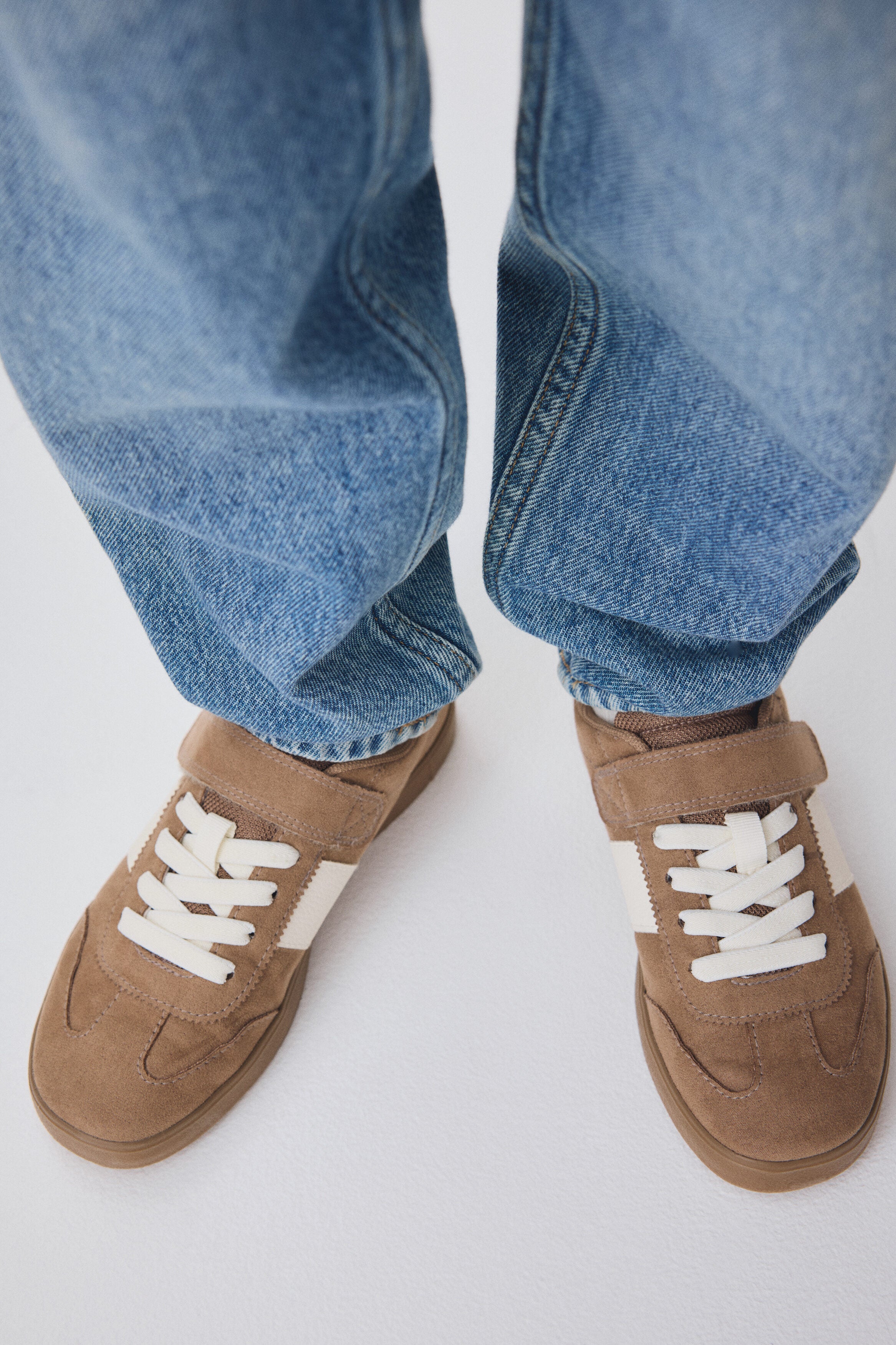 Trainers - Cream / 10.5
