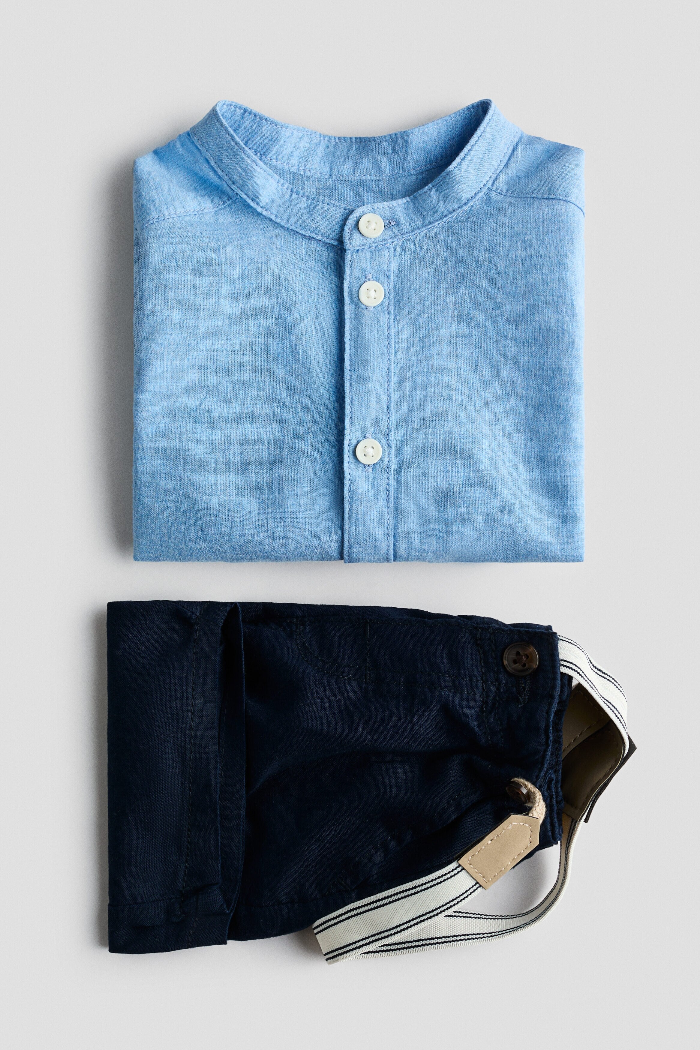 2-piece set with braces