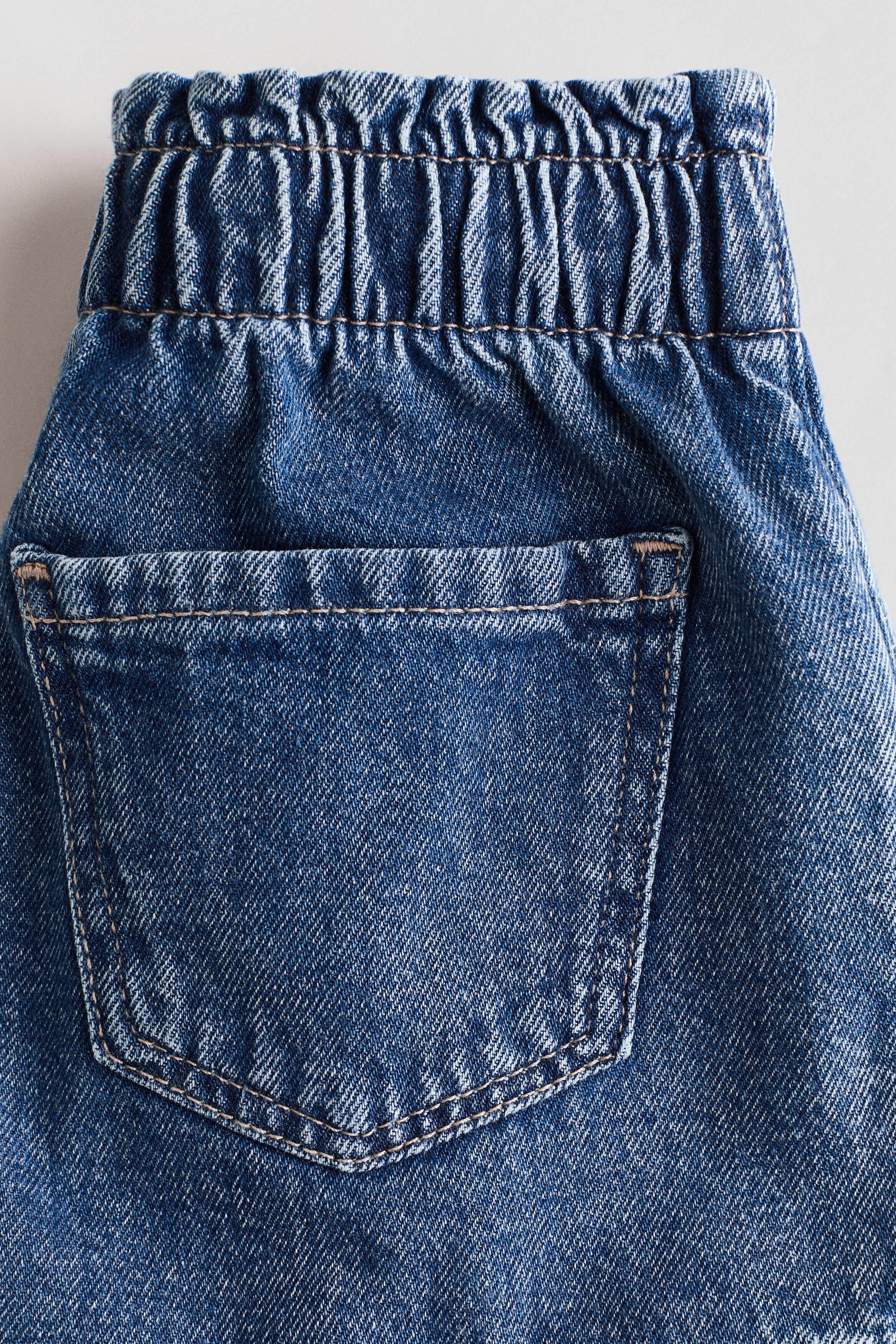 Embroidered denim shorts