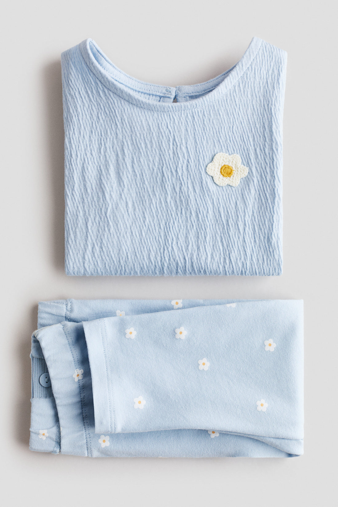 2-piece top and leggings set