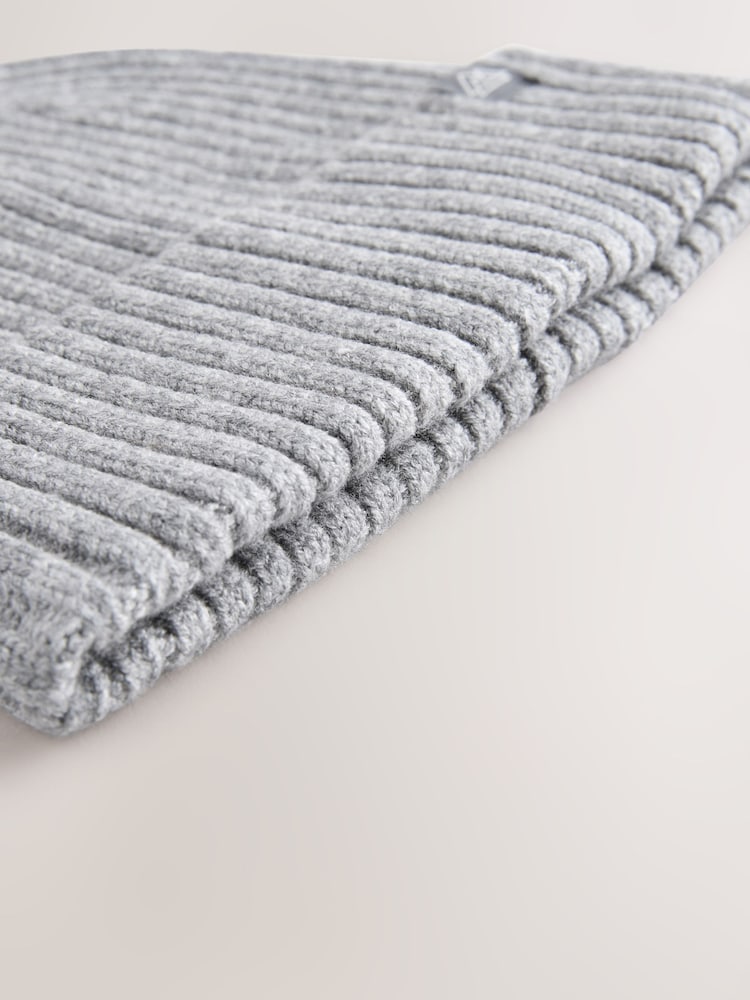 Grey Knitted Beanie Hat (1-16yrs)