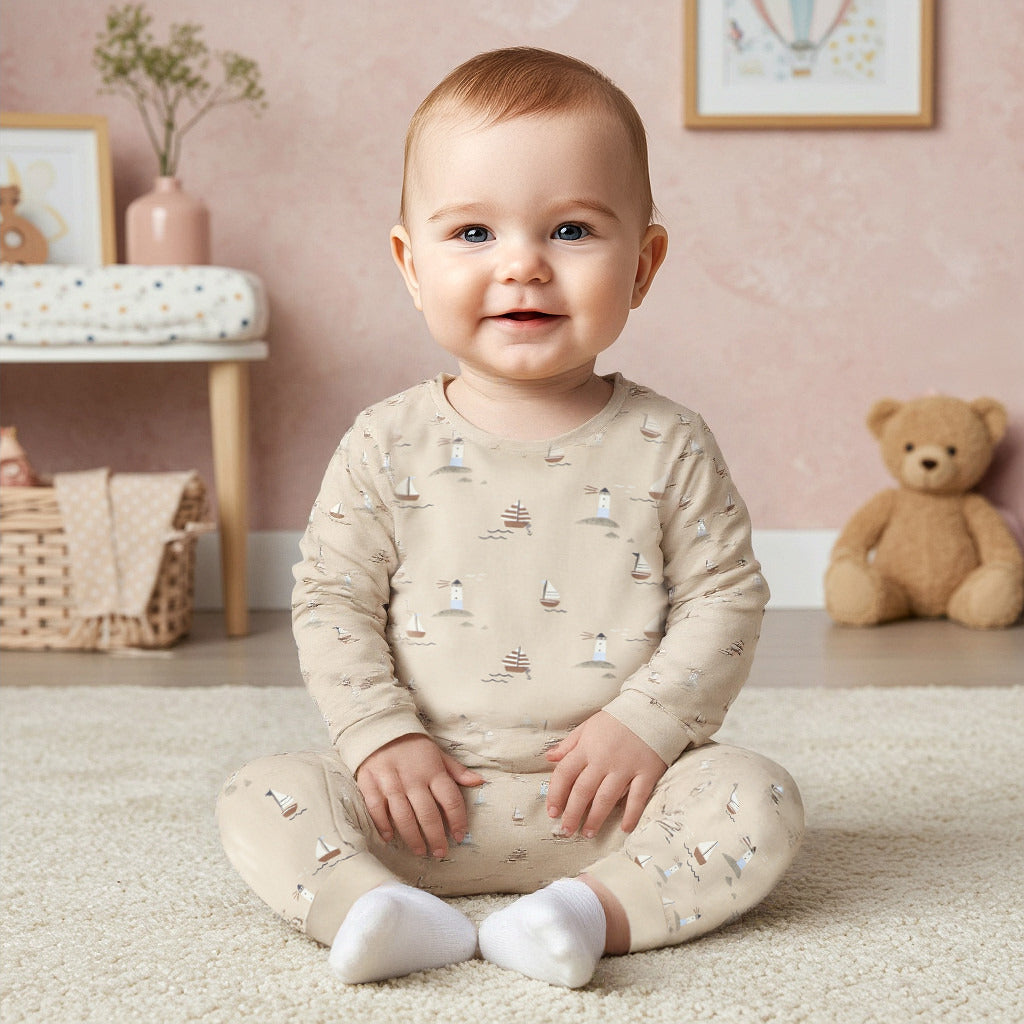Juniors Printed T-shirt and Pyjama Set