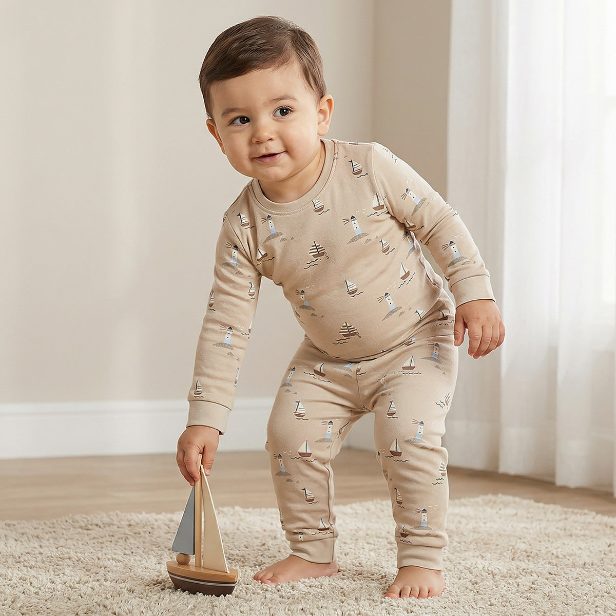 Juniors Printed T-shirt and Pyjama Set