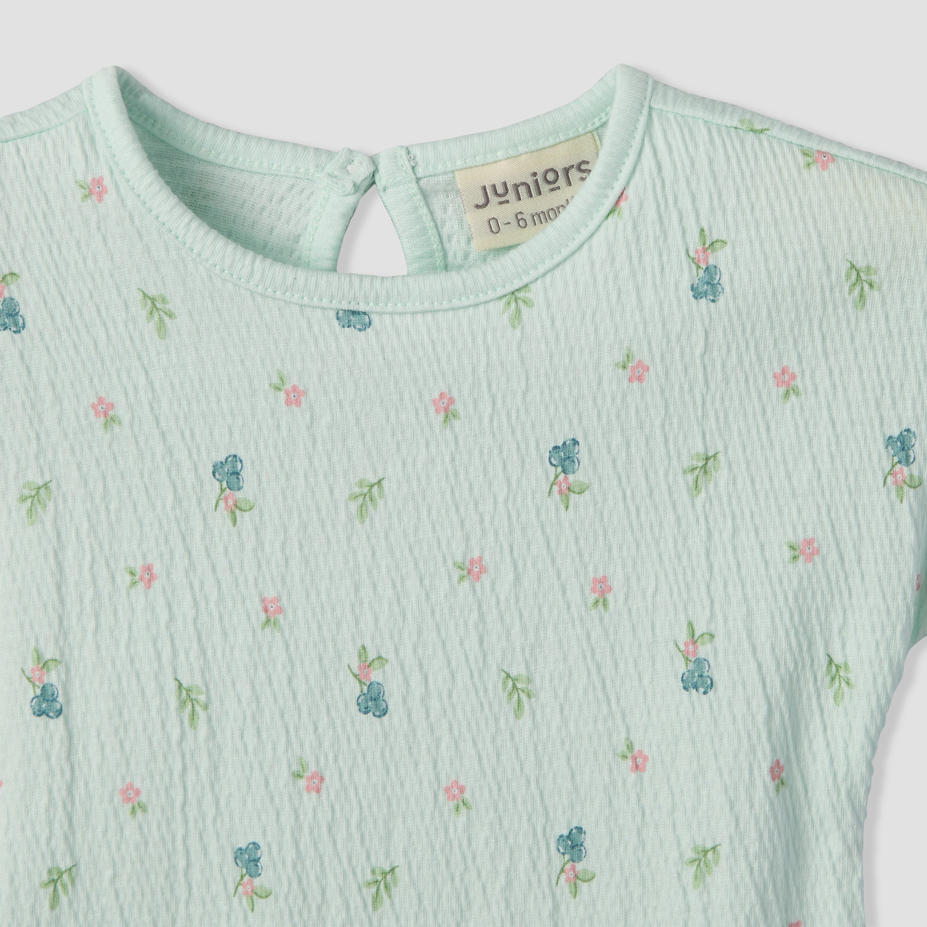 Juniors Crew Neck Short Sleeves Top and Shorts Set with Floral Print