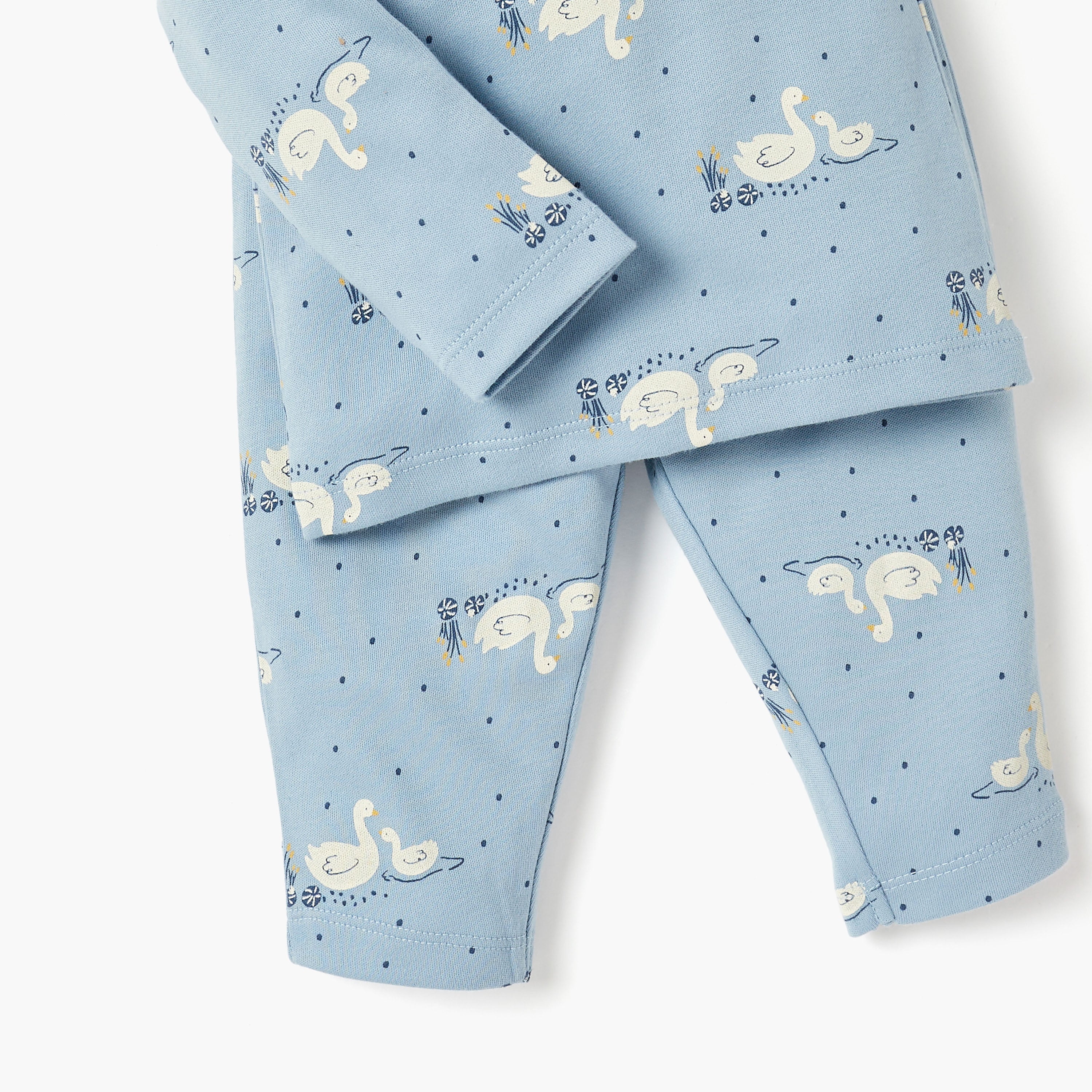 Juniors Swan Print T-shirt and Pyjama Set