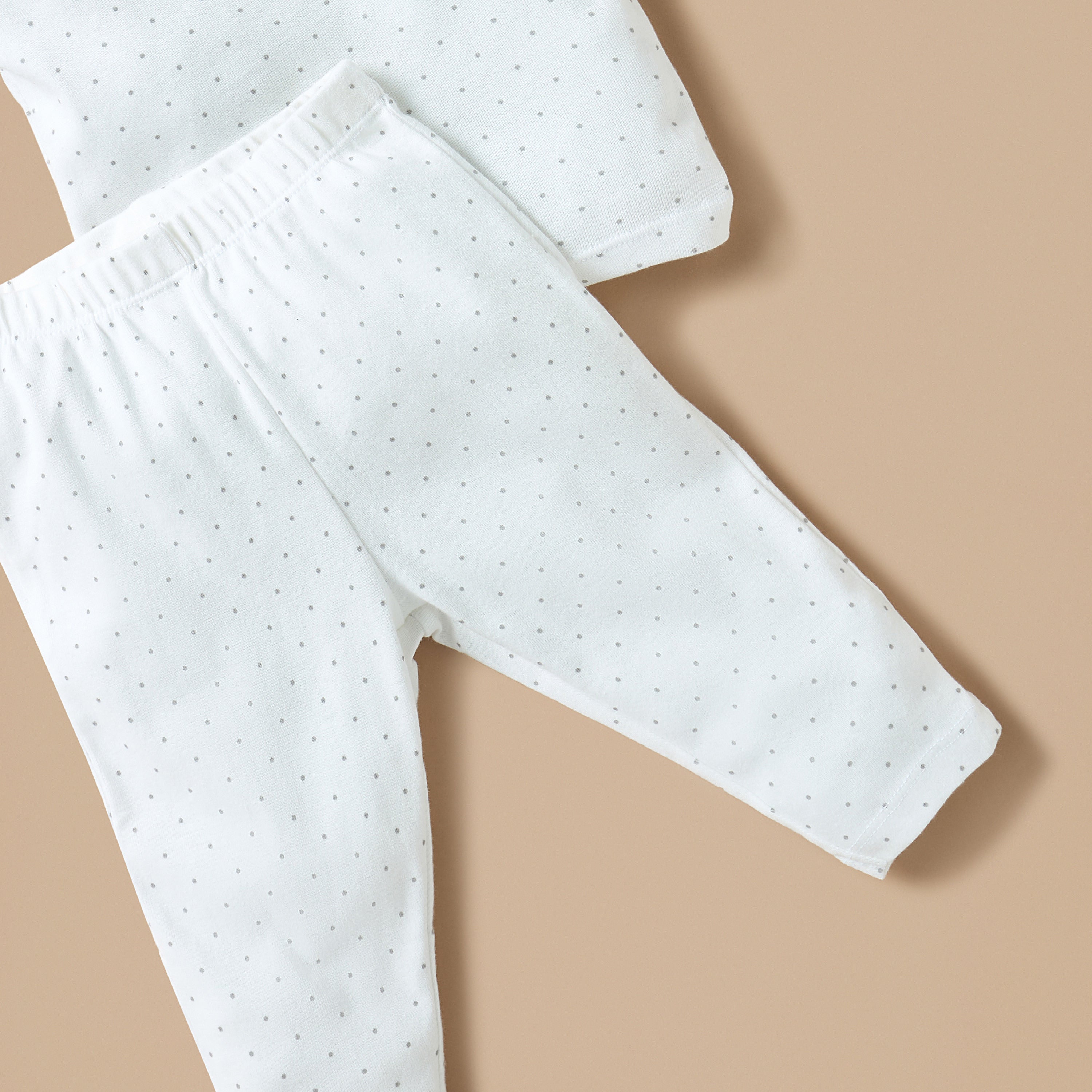 Juniors All-Over Polka Dot Print T-shirt and Elasticated Pyjama Set