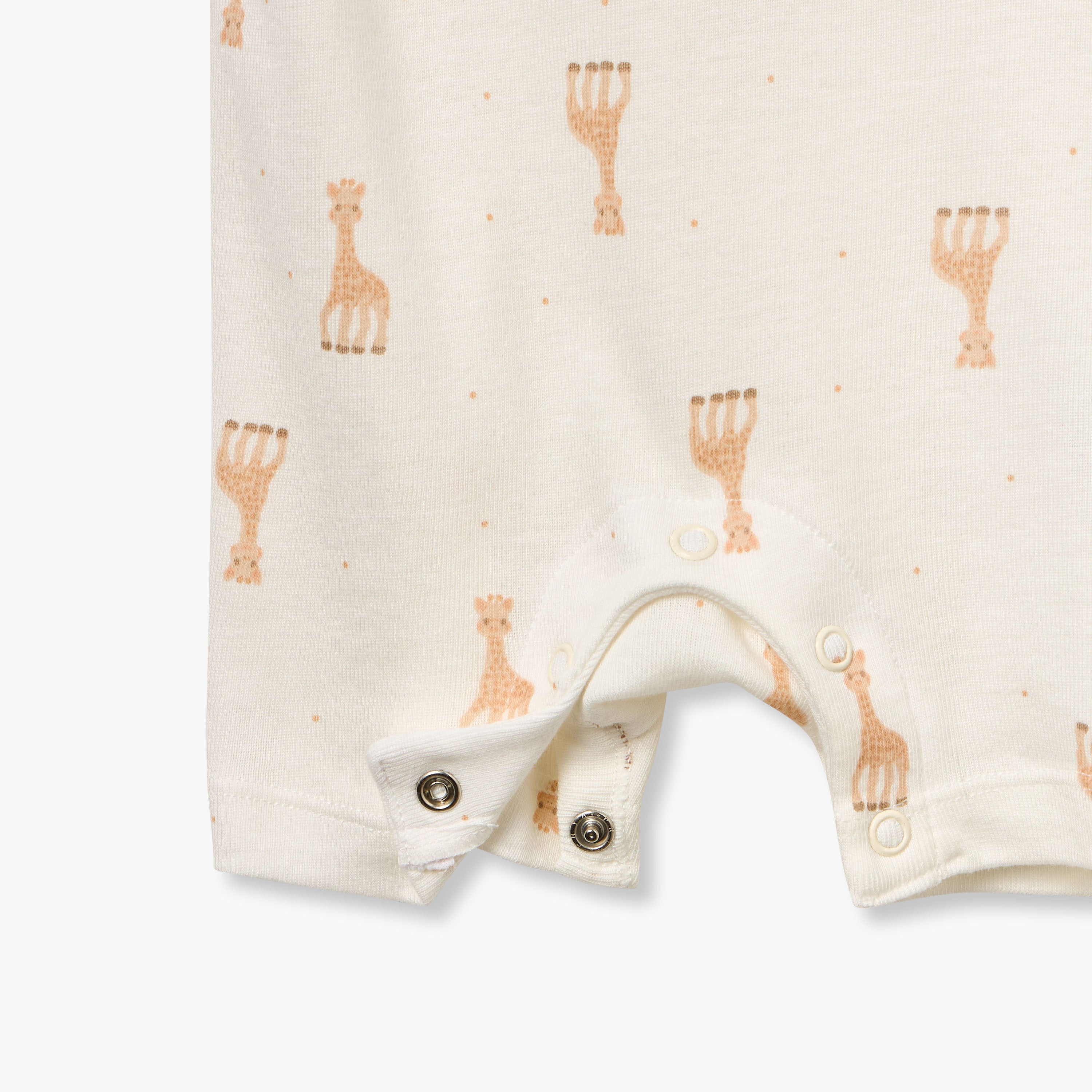 Juniors Giraffe Print Romper with Short Sleeves and Button Closure