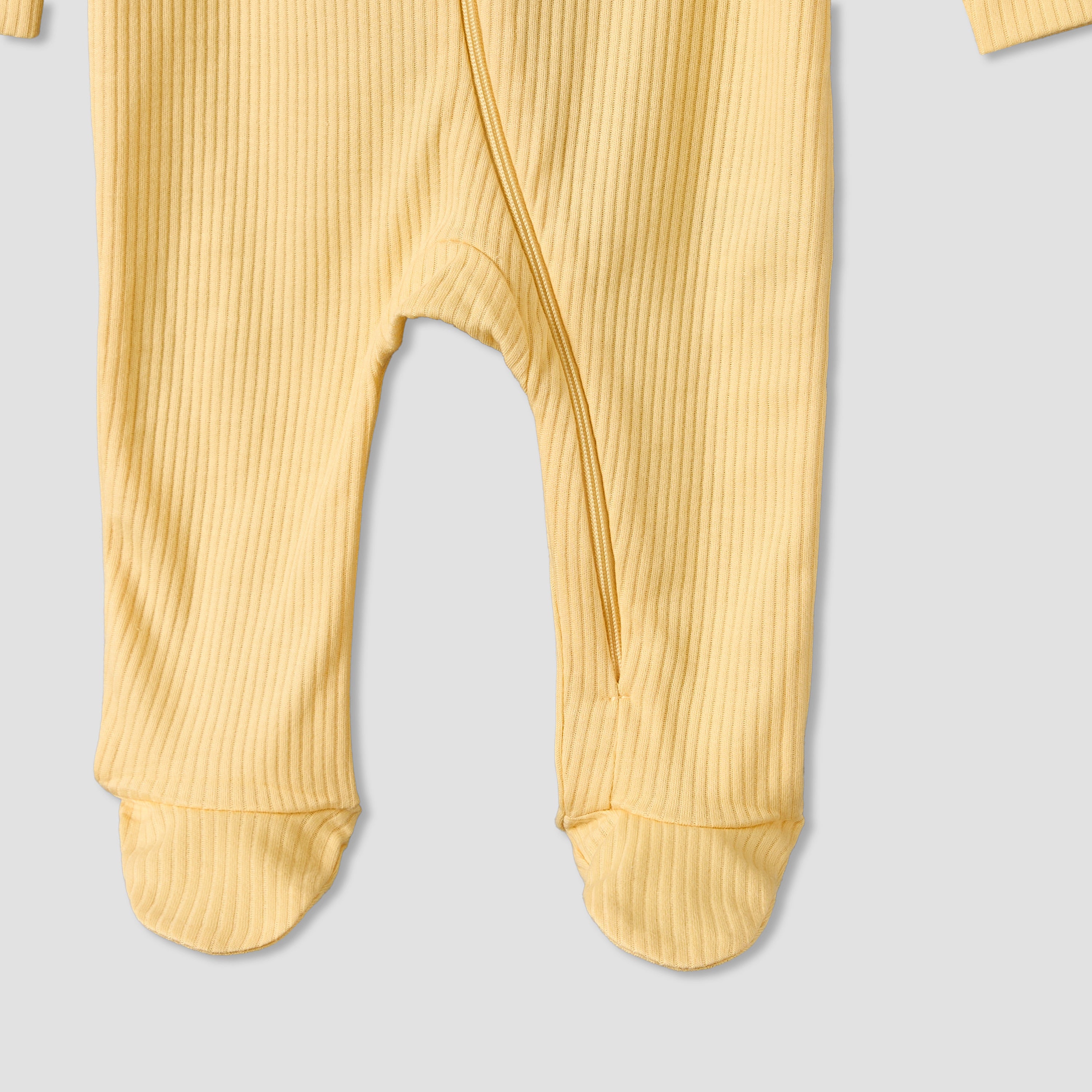 Pack of 5 Juniors Cotton Round Neck Long Sleeves Sleepsuit with Zip Closure