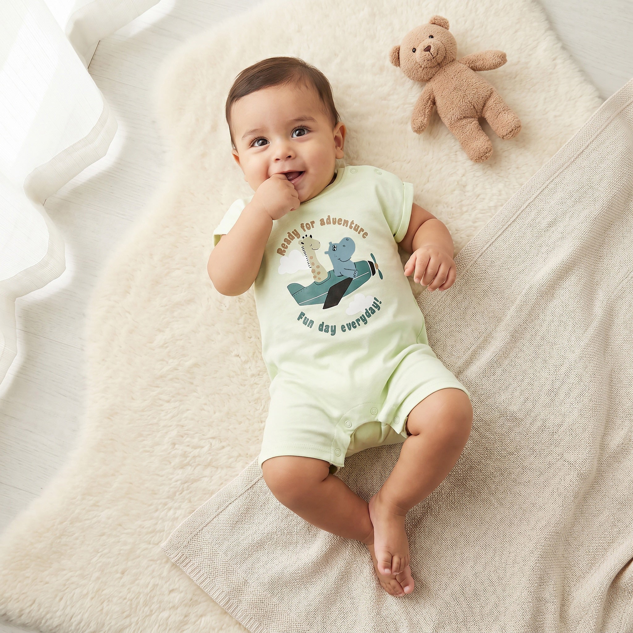 Pack of 4 Juniors Round Neck Short Sleeves Romper with Snap Button Closure
