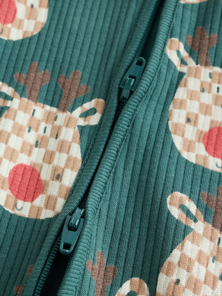 Green Reindeer