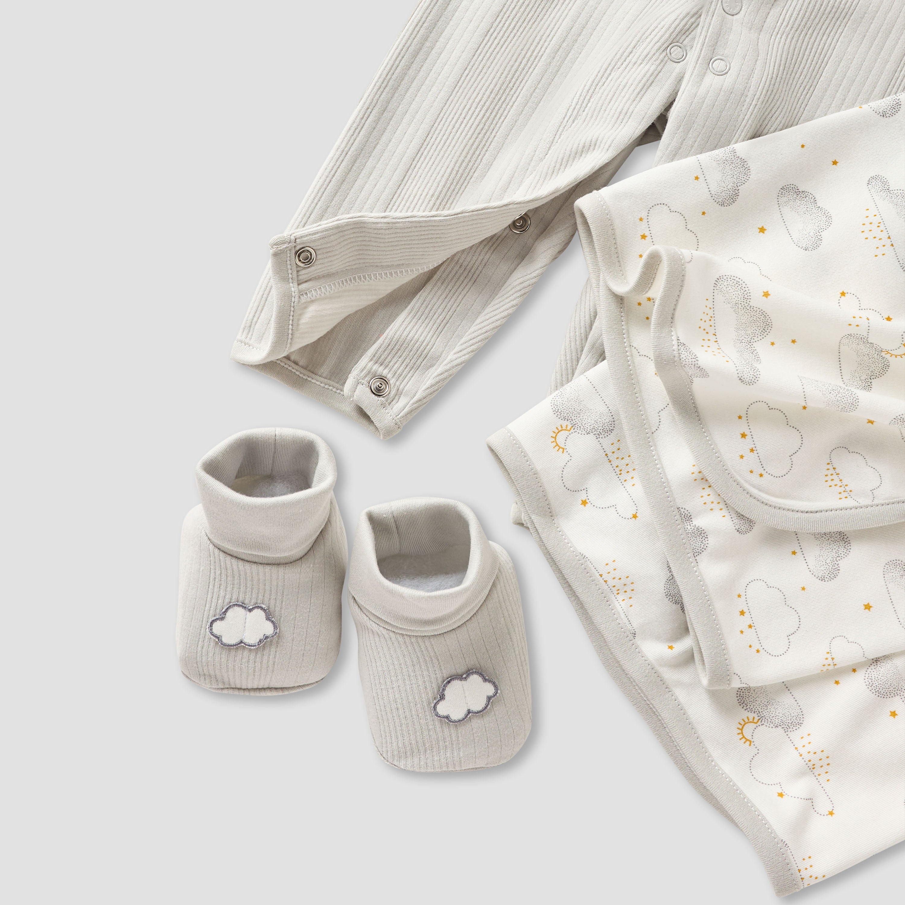 Juniors 4-Piece Girls Gift Set - Cotton - Bodysuit, Booties, Beanie Cap - Cloud Print