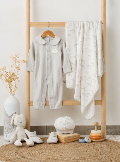 Juniors 4-Piece Girls Gift Set - Cotton - Bodysuit, Booties, Beanie Cap - Cloud Print-baby-girls-clothing-setsandcoords-image-9
