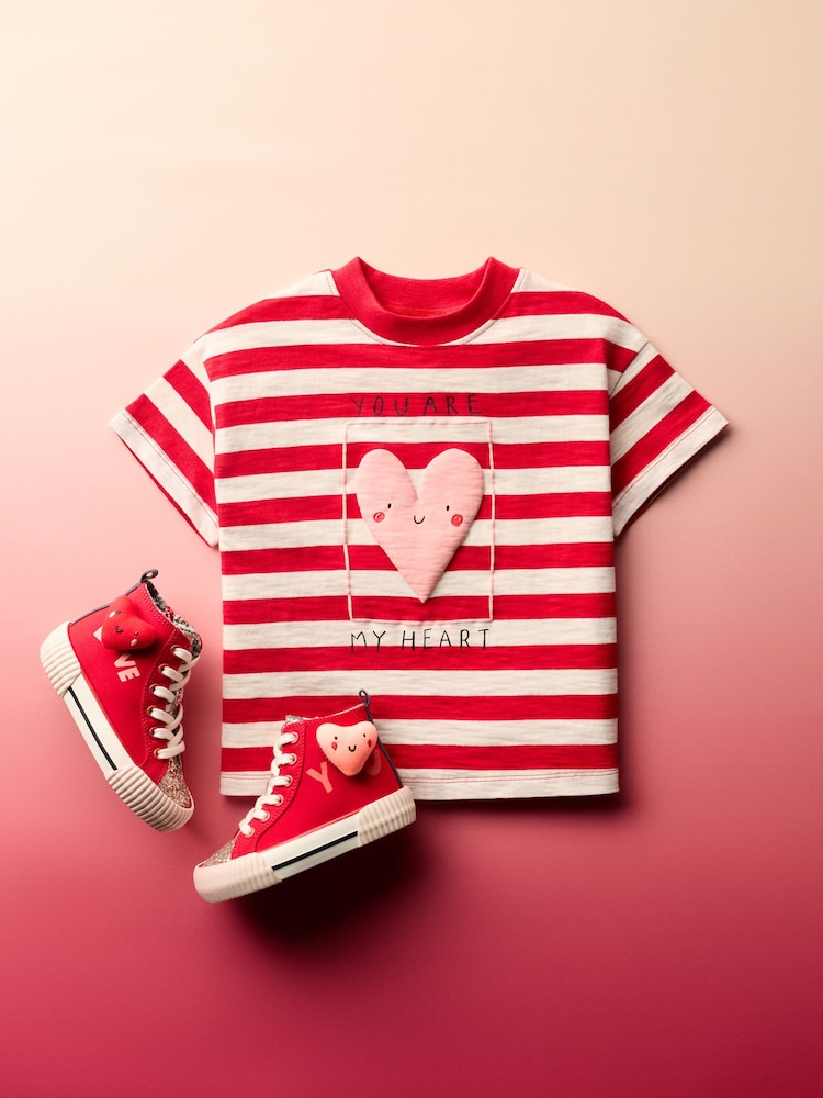 Red Heart Short Sleeve T-Shirt (3mths-7yrs)