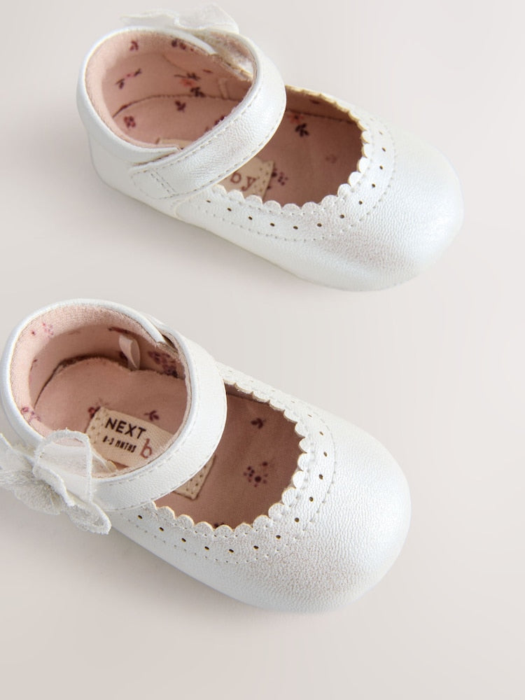 White Shimmer Butterfly Mary Jane Baby Shoes (0-18mths)