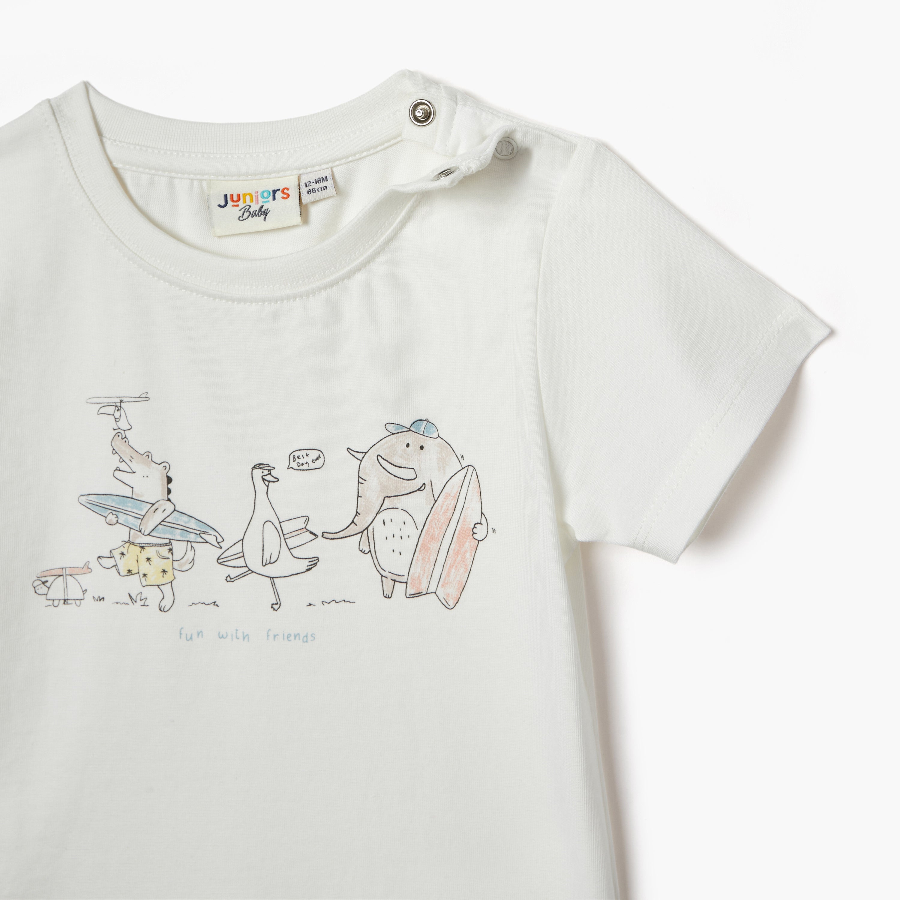 Juniors Printed T-shirt with Short Sleeves