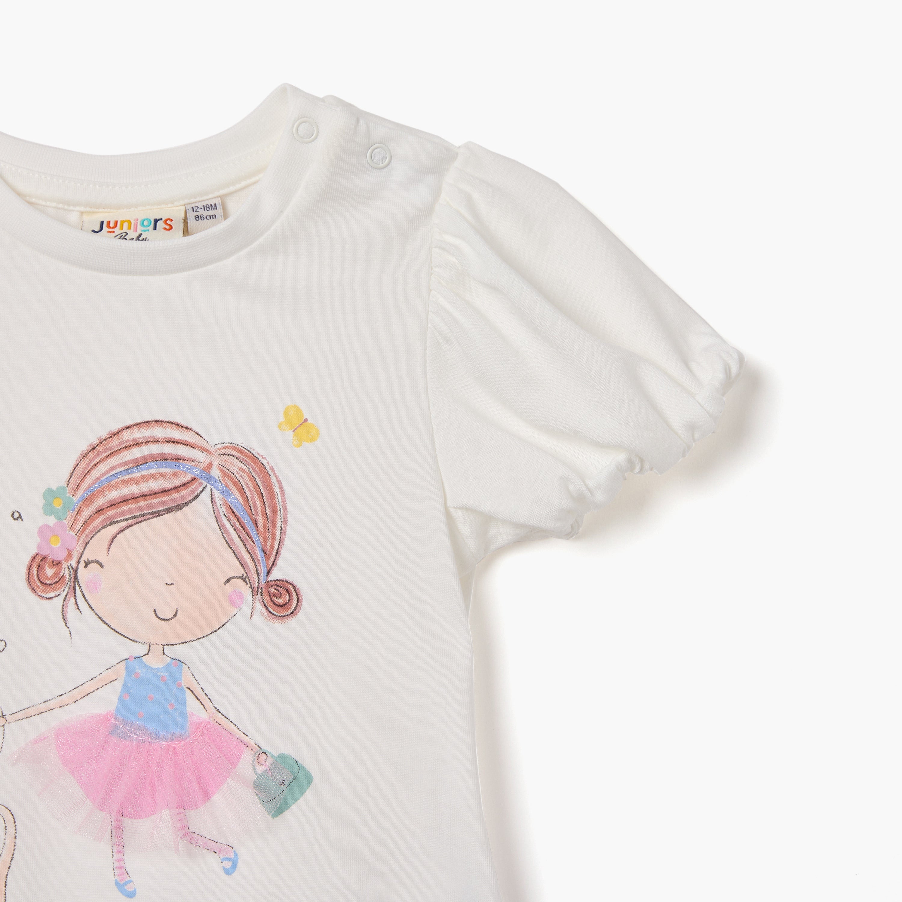Juniors Graphic Print T-shirt with Short Sleeves