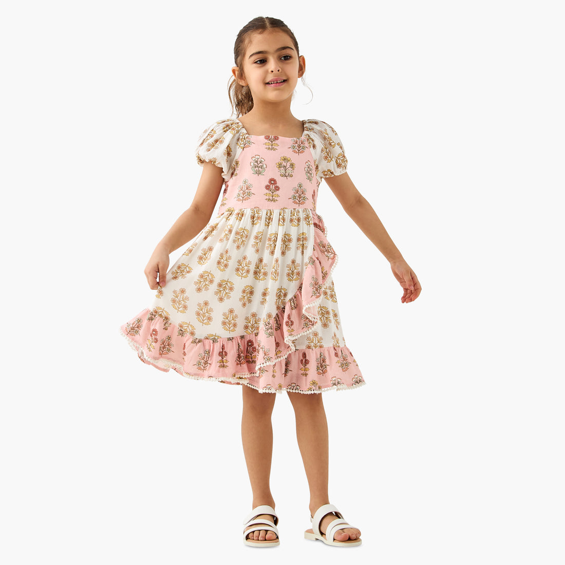 Juniors All-Over Floral Print Dress with Puff Sleeves