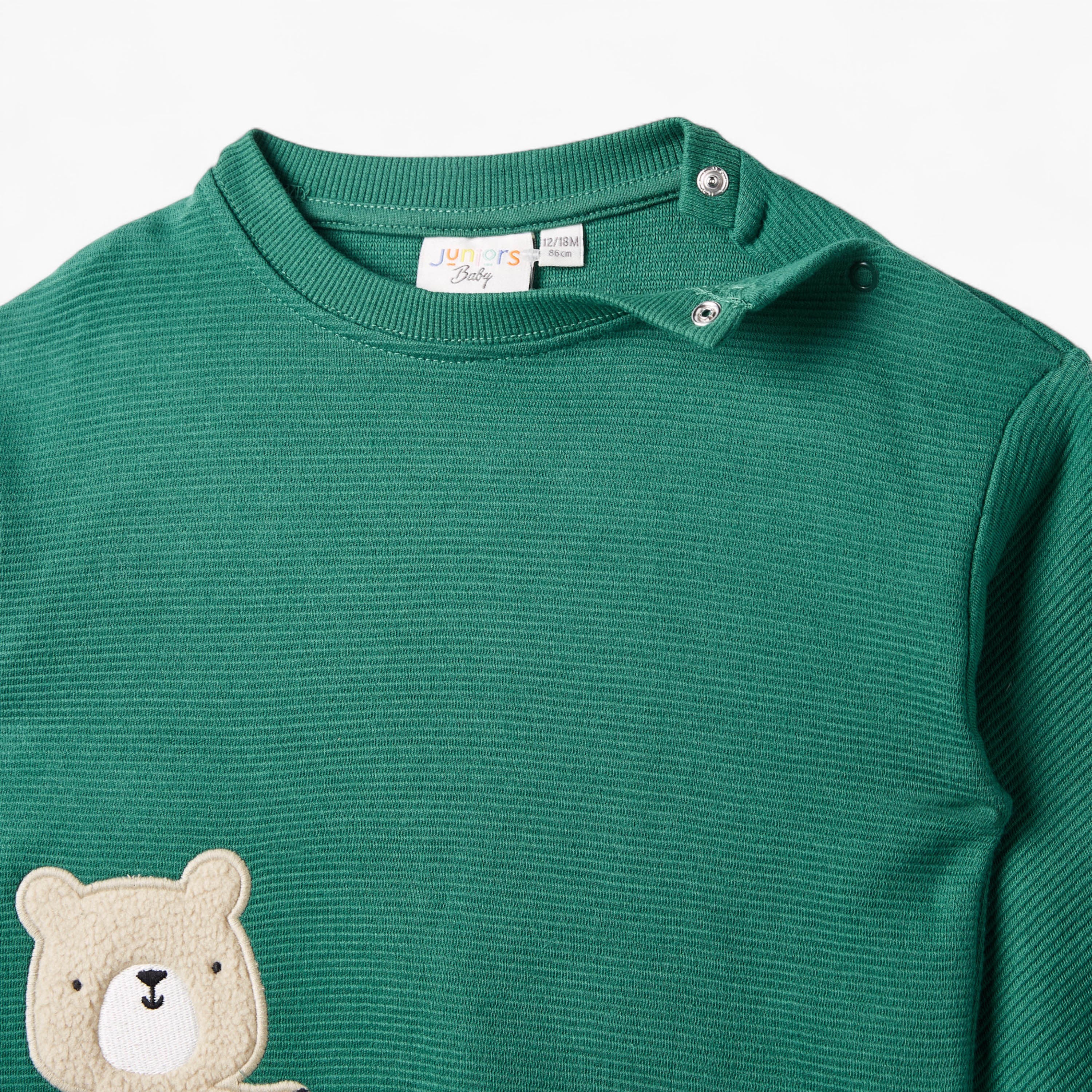 Juniors Bear Applique T-shirt