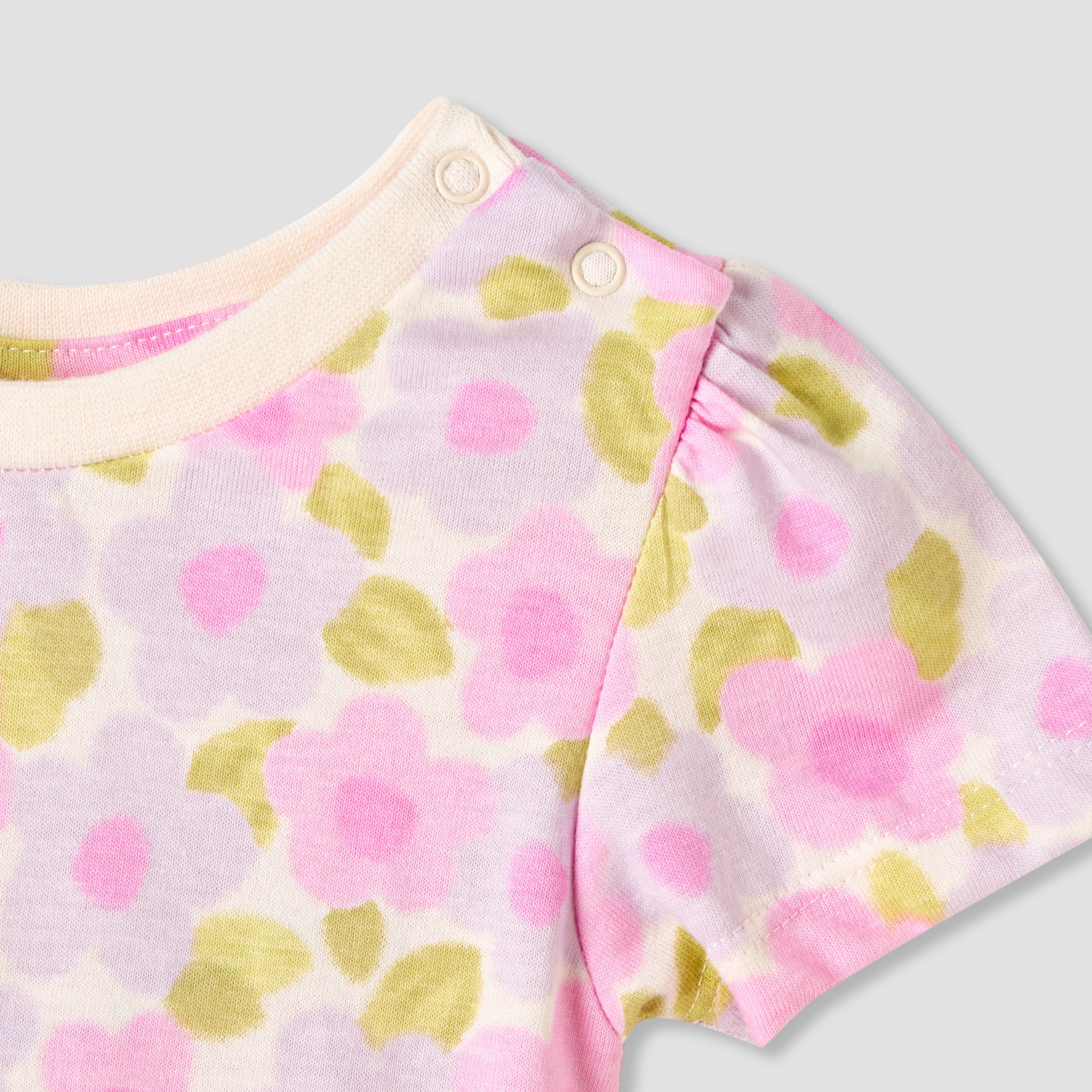 Set of 2 Juniors Round Neck Short Sleeve T-shirts with Floral Print