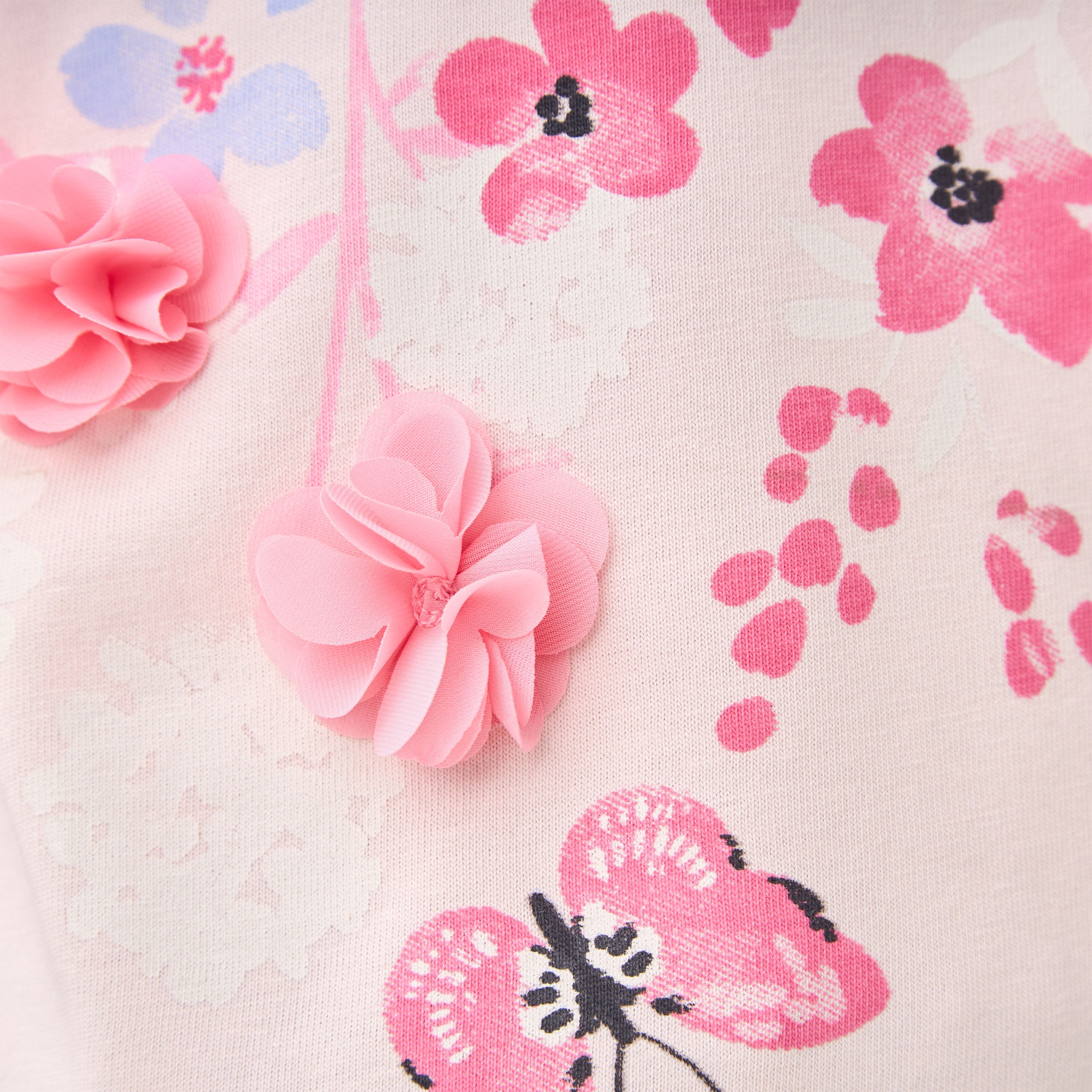 Juniors Crew Neck Long Sleeve T-shirt with Floral Applique