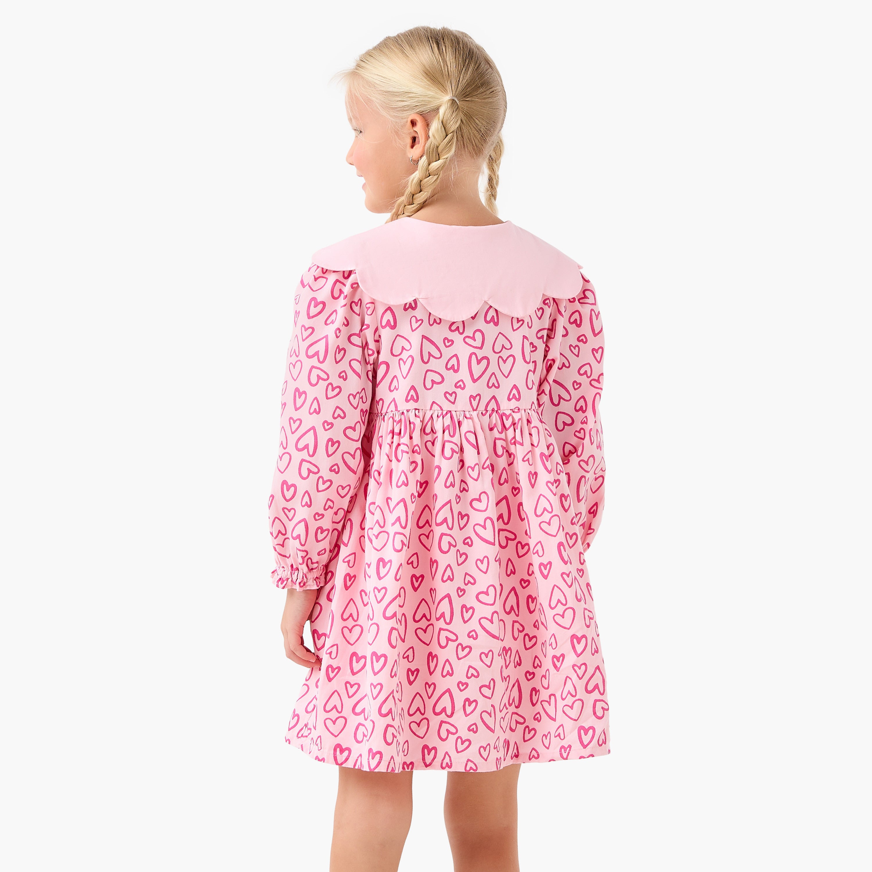 Juniors Peter Pan Collar Long Sleeves Knee Length Dress with Heart Print
