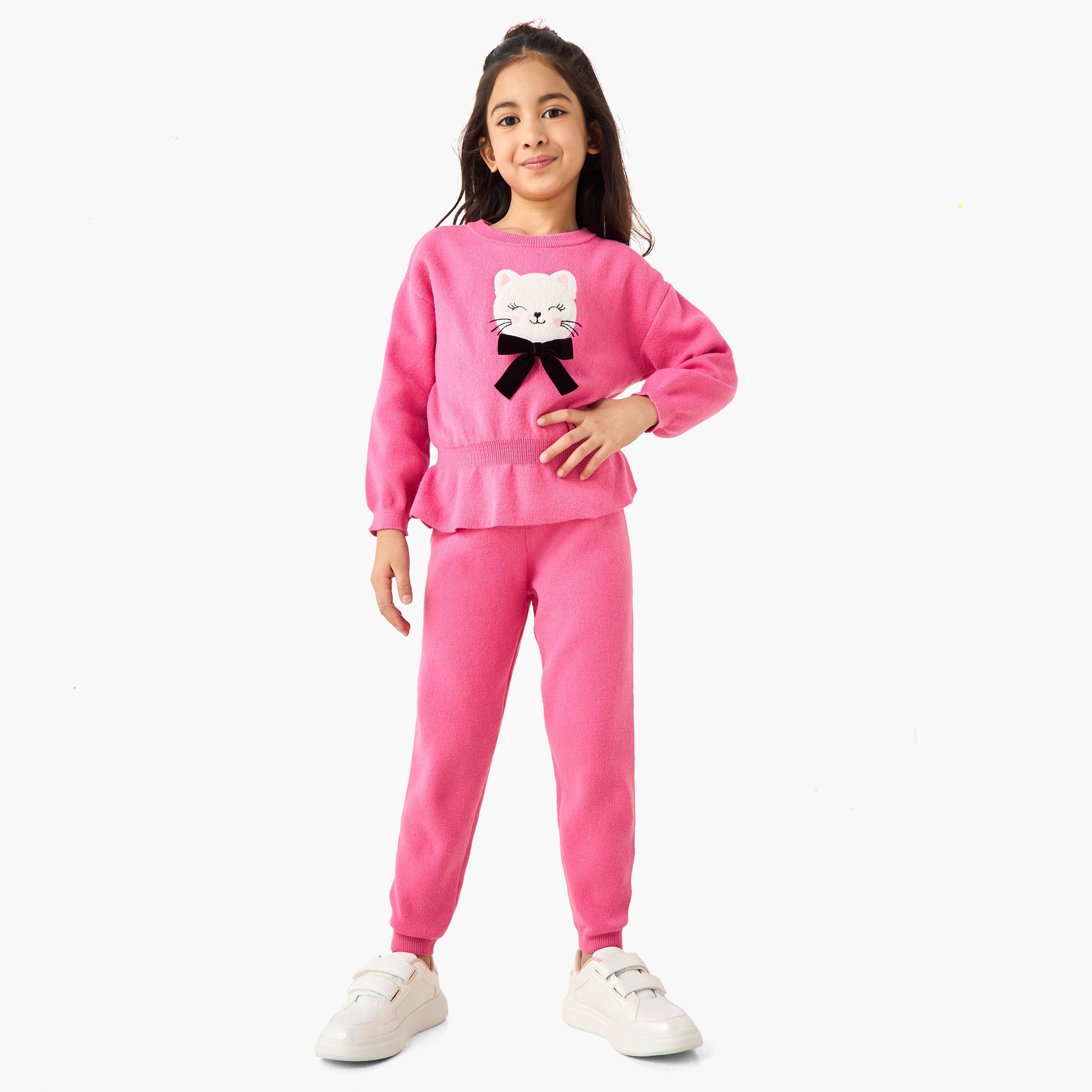 Juniors Girls Pullover and Joggers Set with Applique - Polyester Blend - Long Sleeves - Crew Neck - Pink / 2-3 yrs