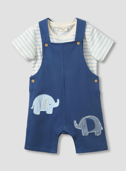 Juniors Crew Neck Short Sleeve T-shirt and Dungaree Set with Elephant Applique Detail-baby-boys-clothing-setsandcoords-image-2