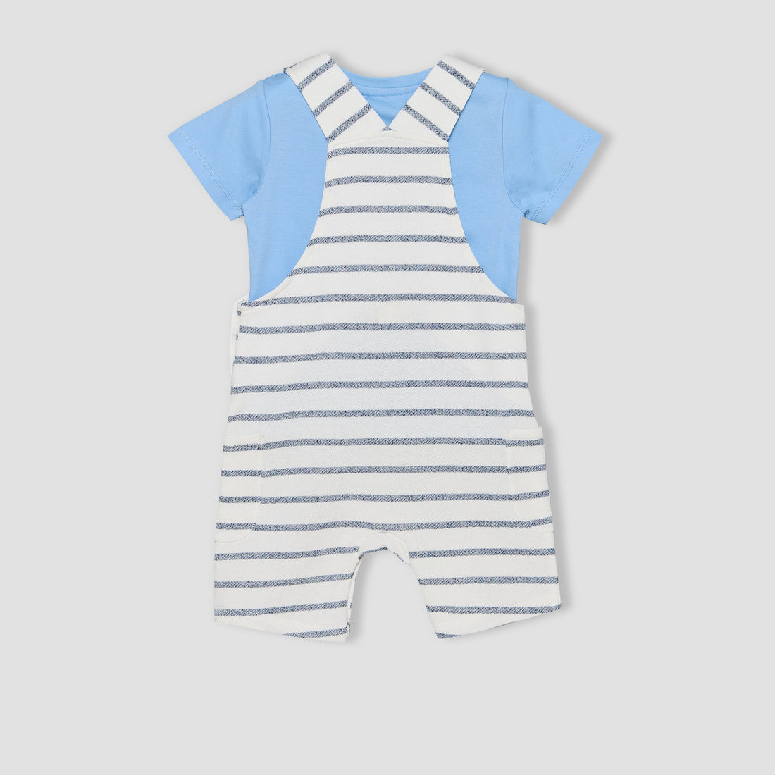 Juniors Crew Neck Short Sleeves T-shirt and Dungaree Set with Elephant Applique