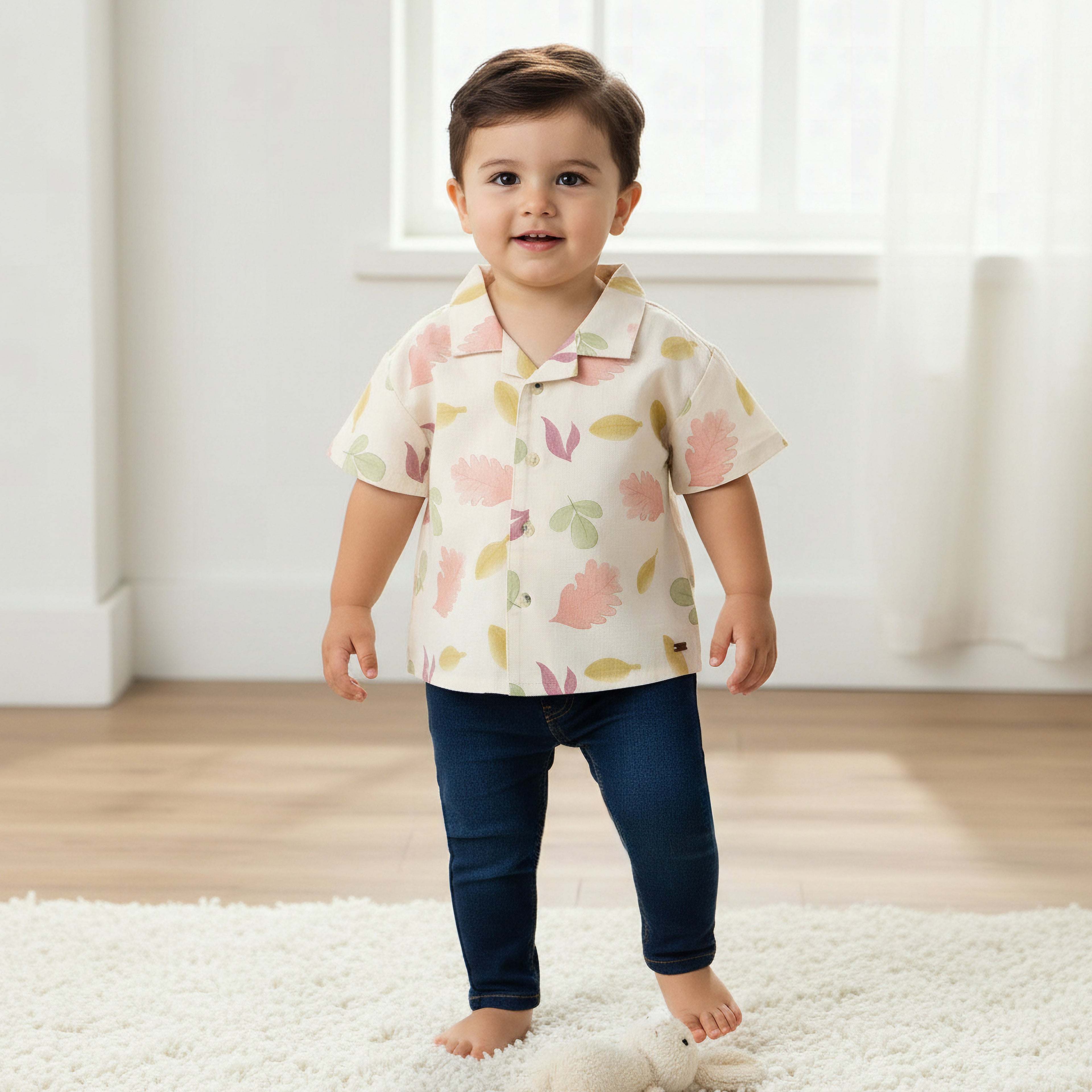 Giggles Short Sleeve Shirt with Leaf Print