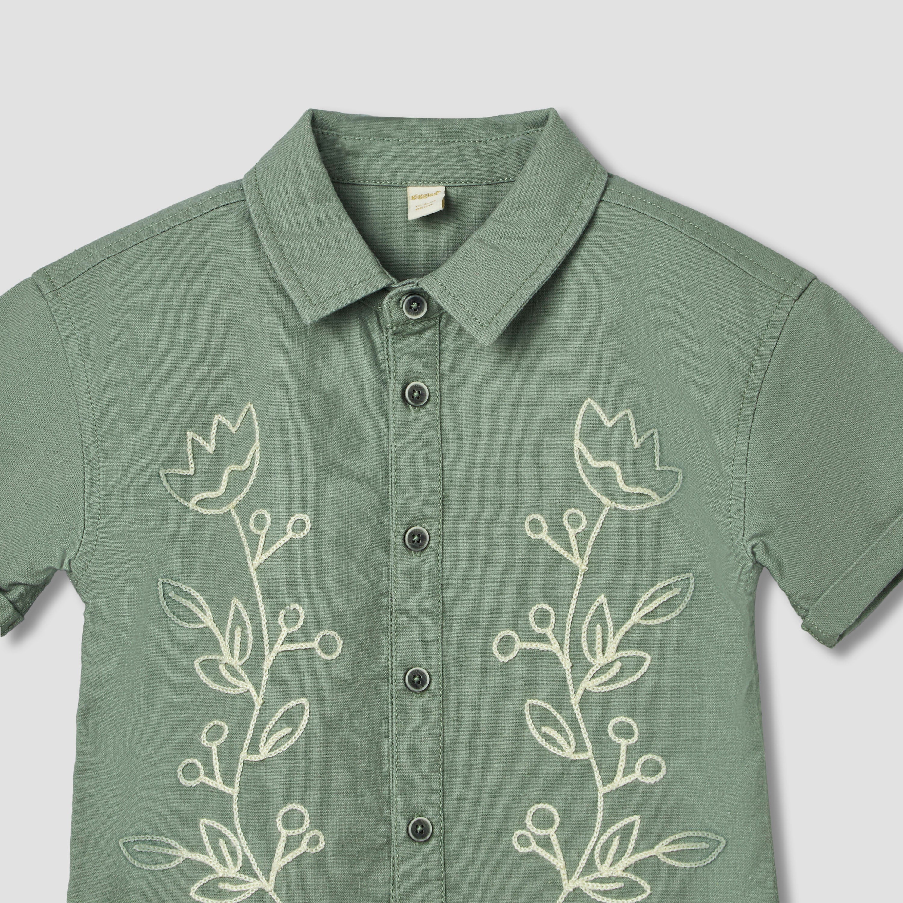 Giggles Collared Short Sleeves Shirt and Shorts Set with Floral Embroidery