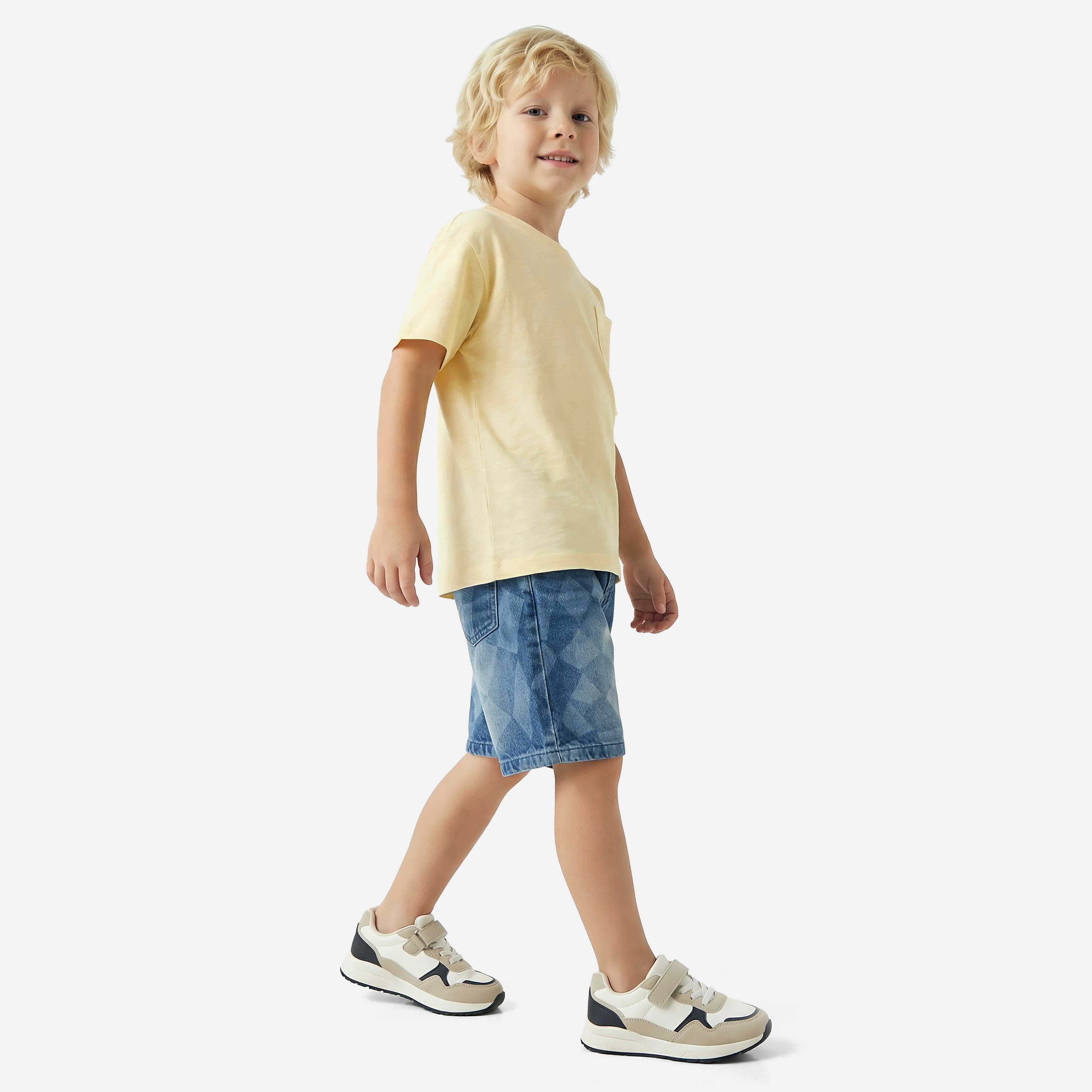 Juniors Crew Neck Short Sleeves T-shirt with Chest Pocket