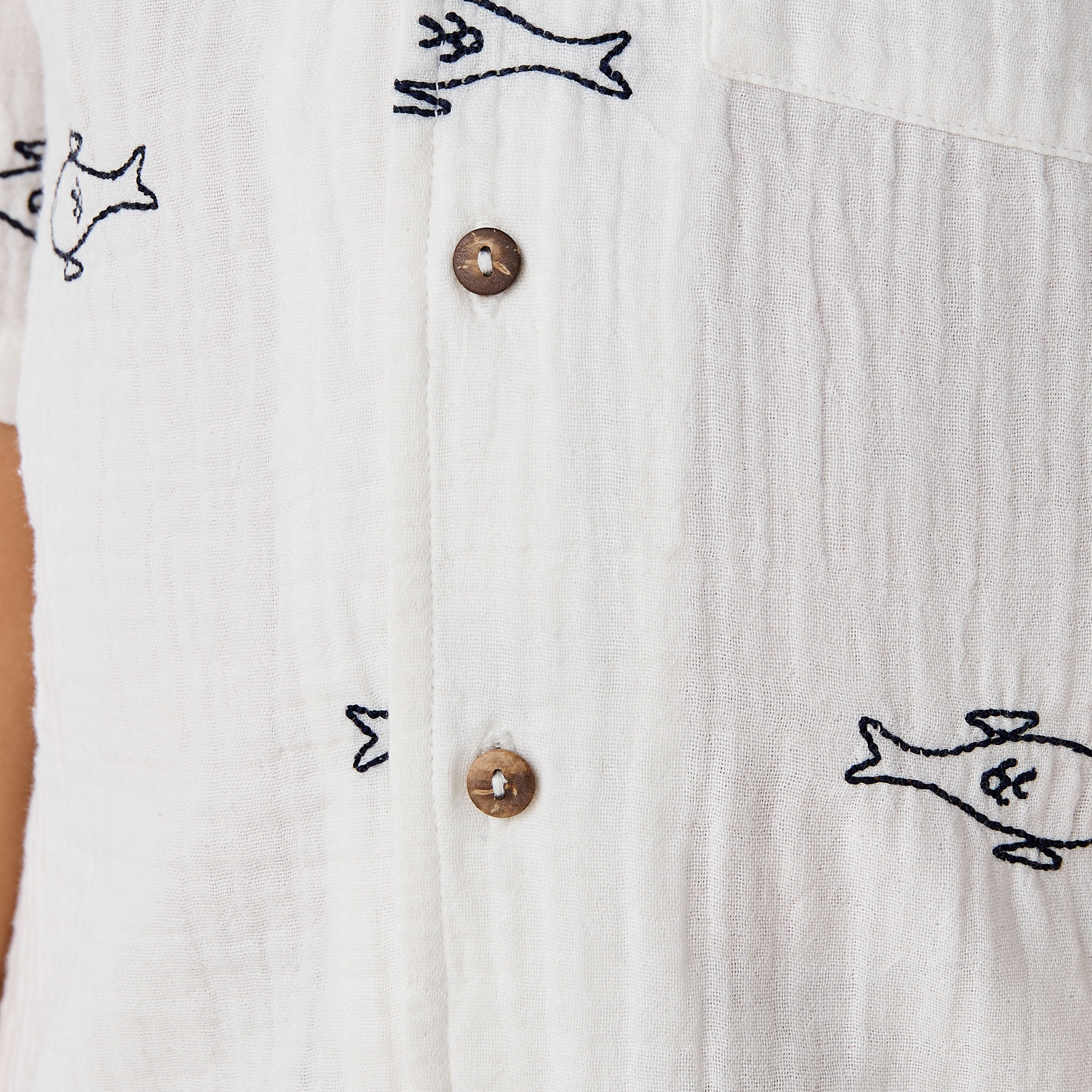 Juniors Short Sleeves Shirt with Fish Embroidery