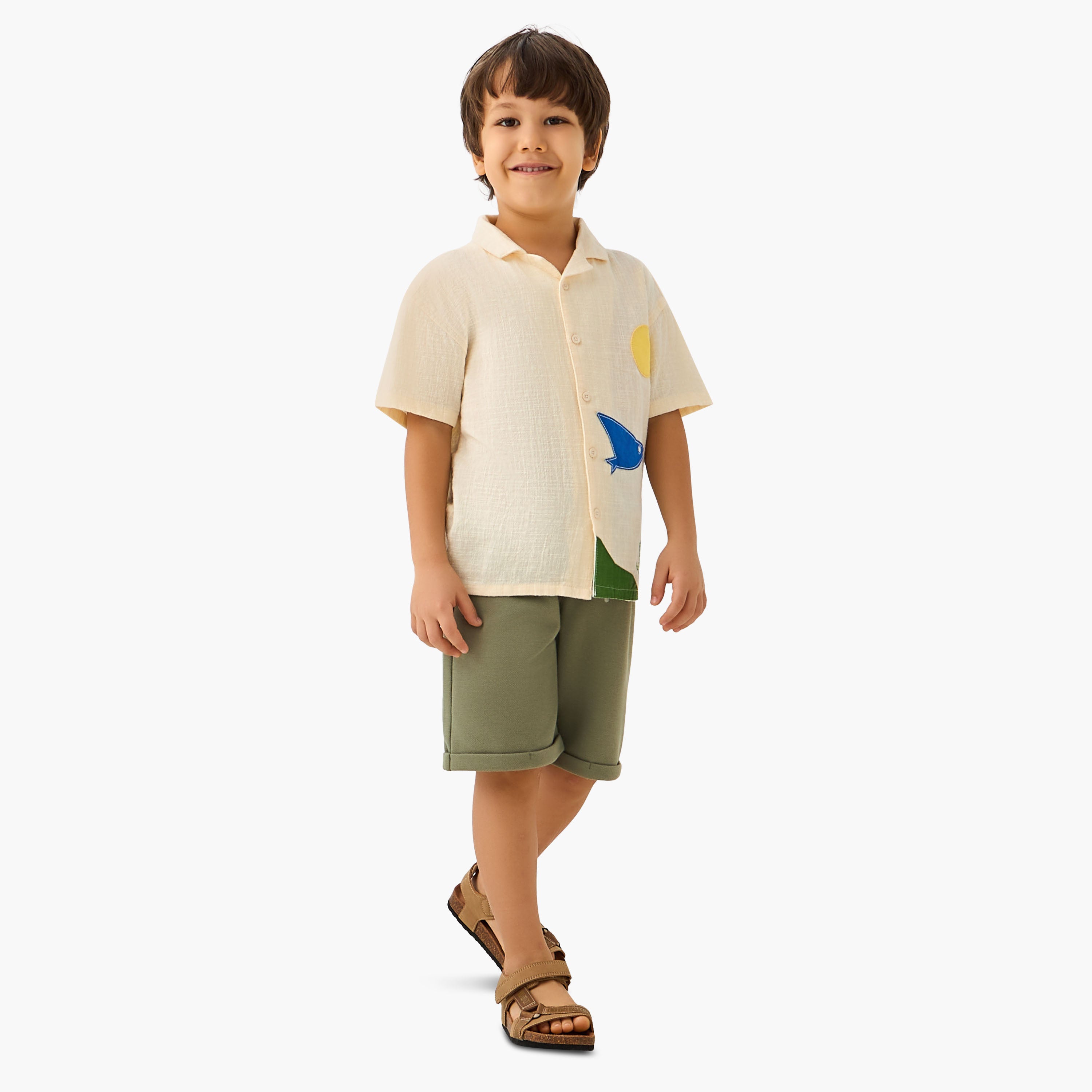 Juniors Short Sleeve Shirt with Applique