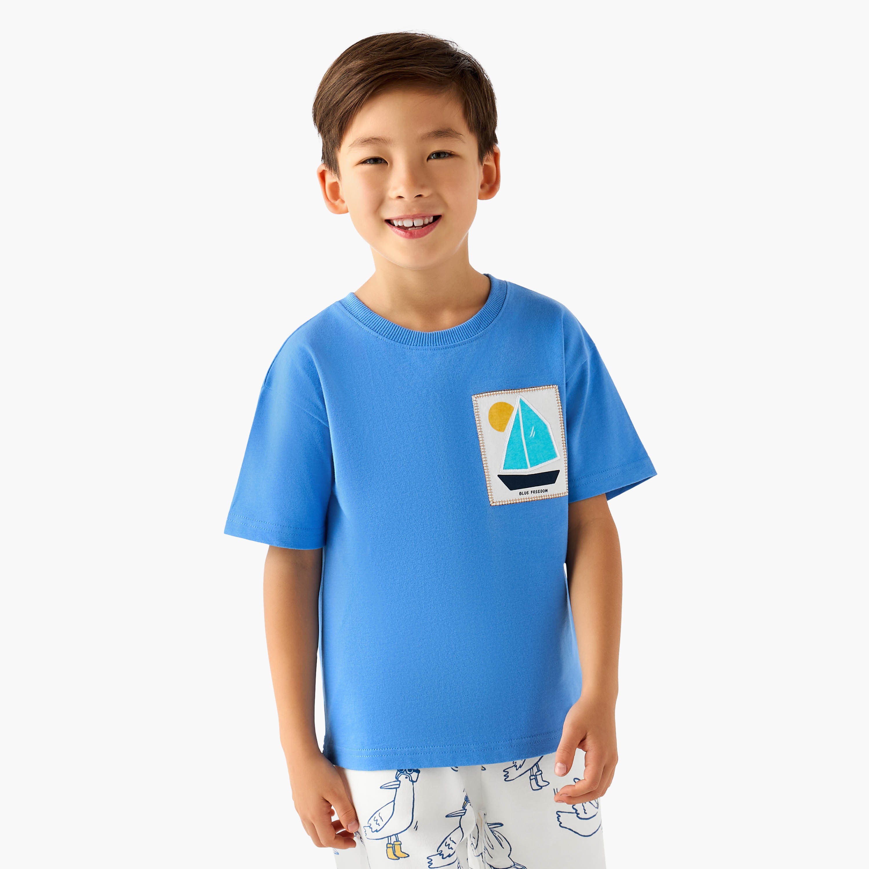 Set of 3 Juniors Crew Neck Short Sleeve T-shirt and Shorts Set with Drawstring Closure