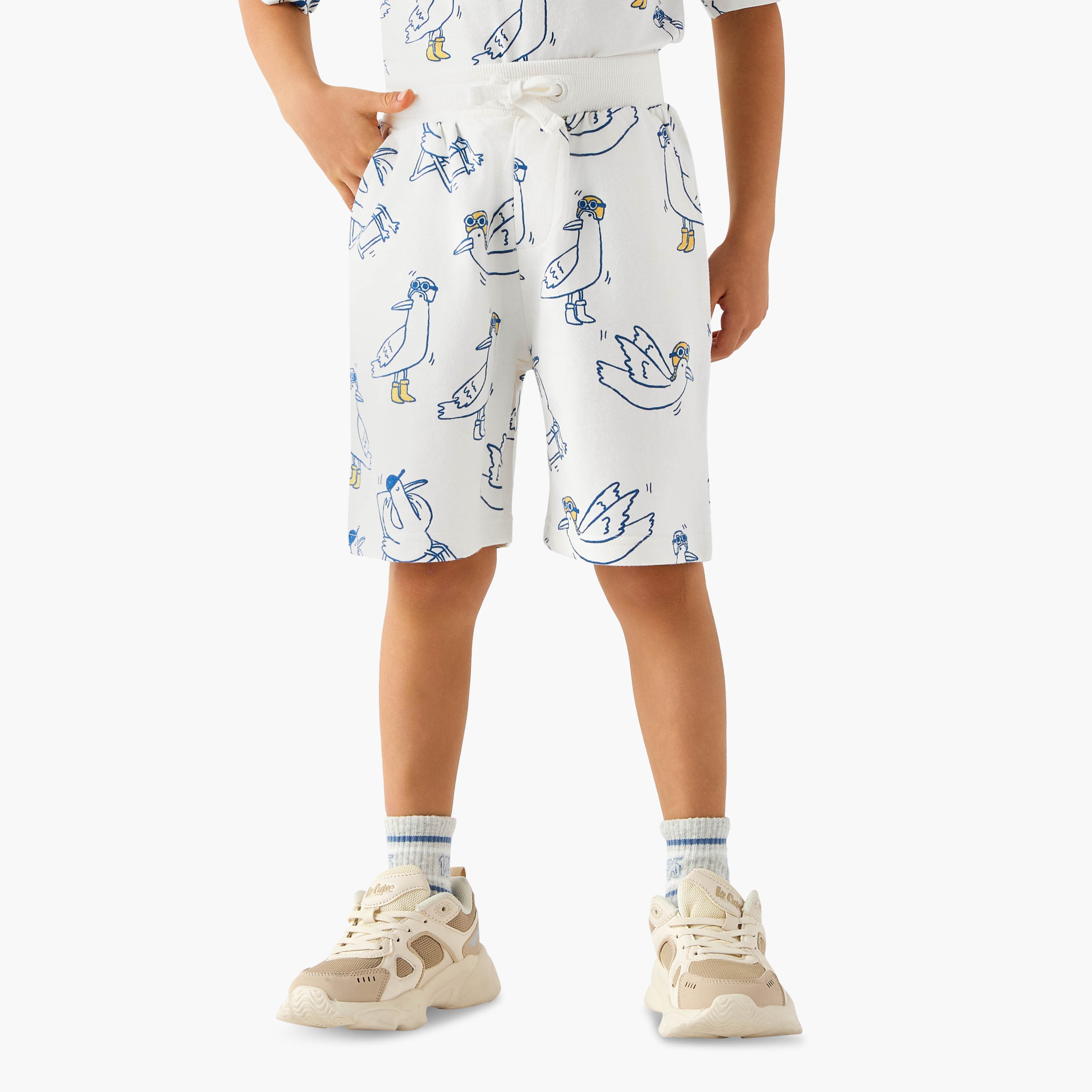 Set of 3 Juniors Crew Neck Short Sleeve T-shirt and Shorts Set with Drawstring Closure